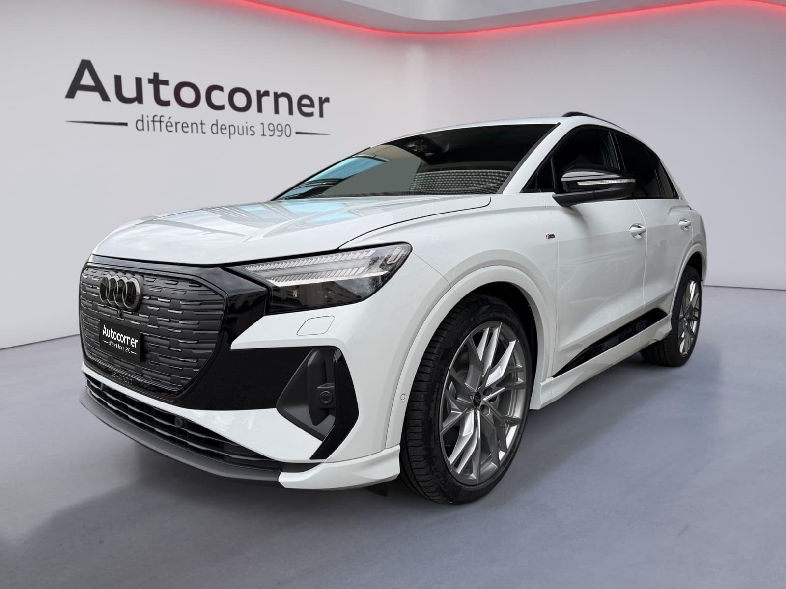 AUDI Q4 e-tron - Image 2