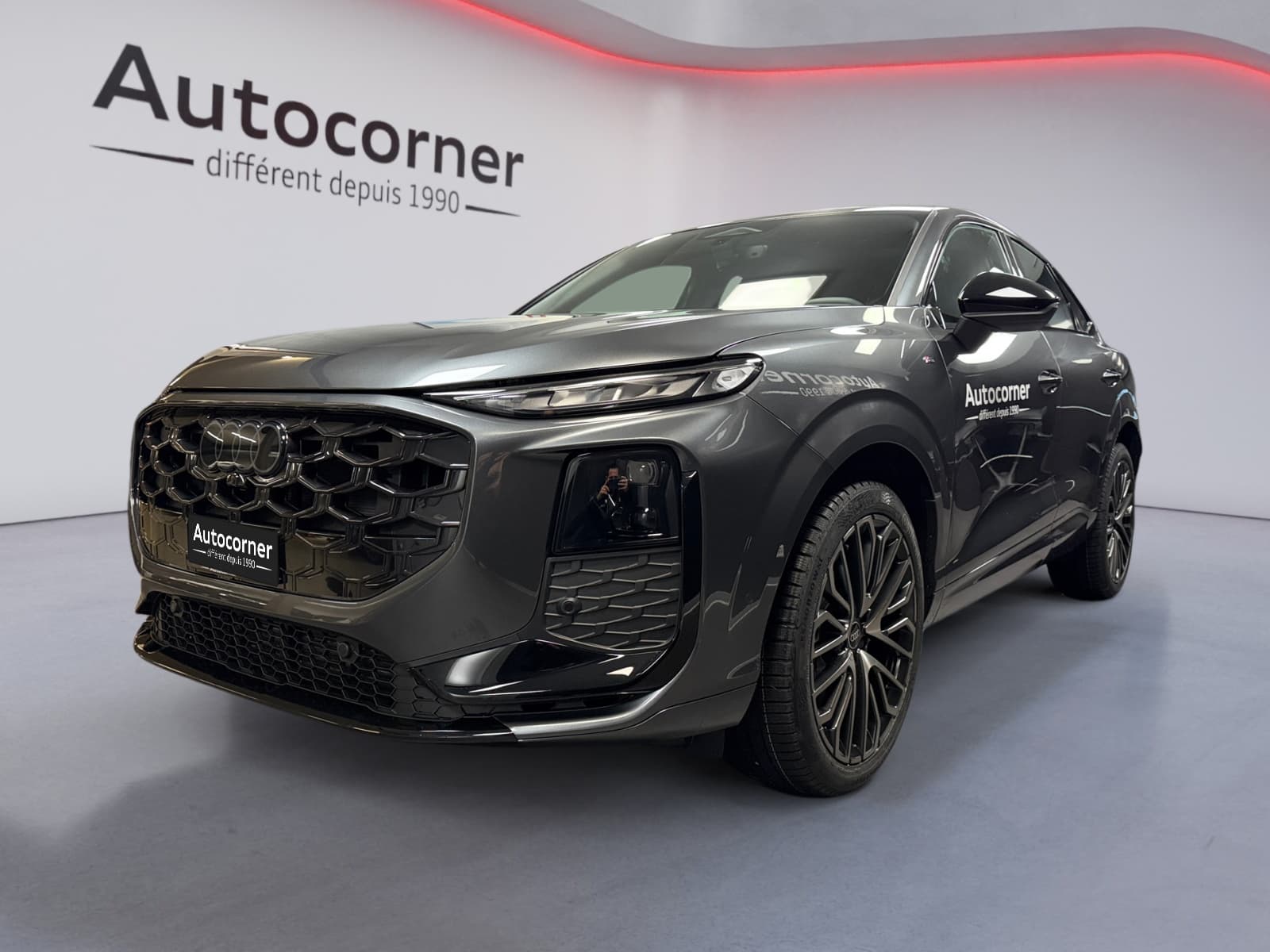 AUDI Q3 - Image 2