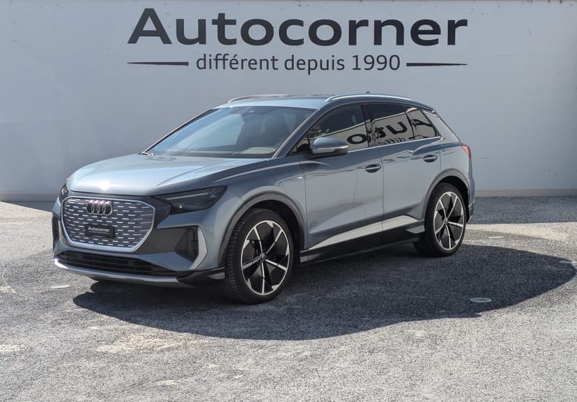 AUDI Q4 e-tron
