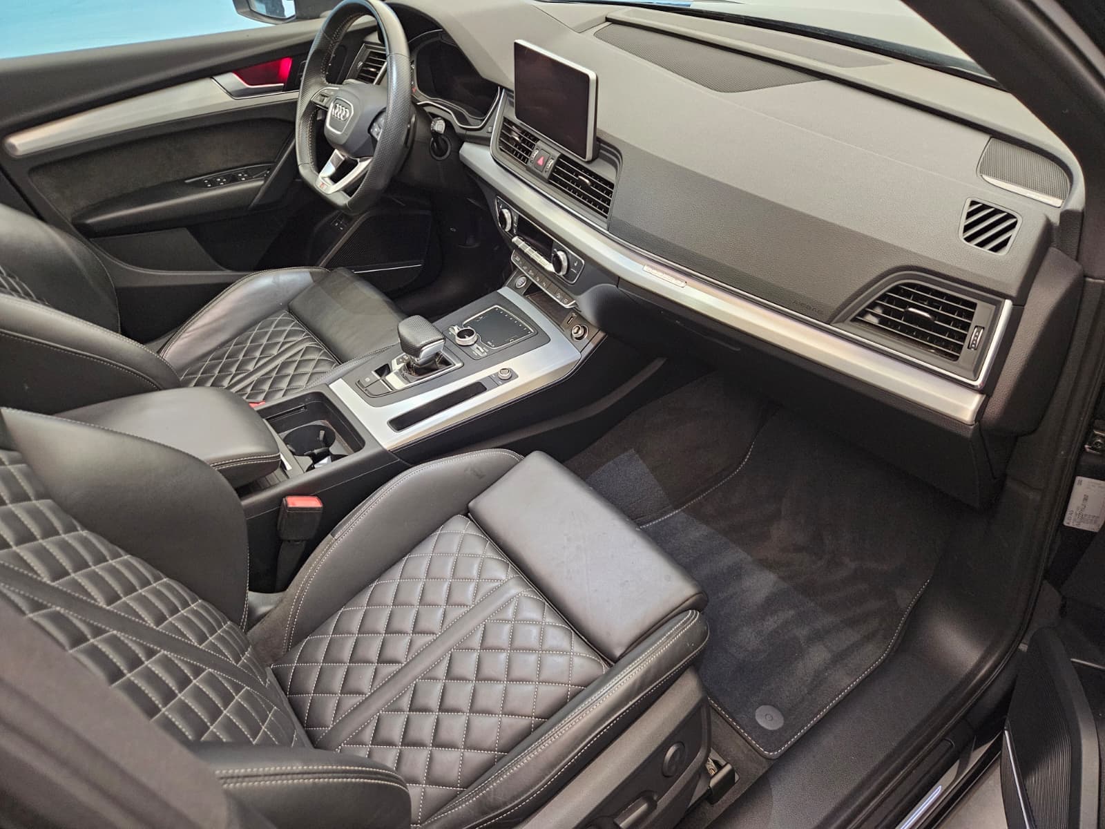 AUDI Q5 - Image 9