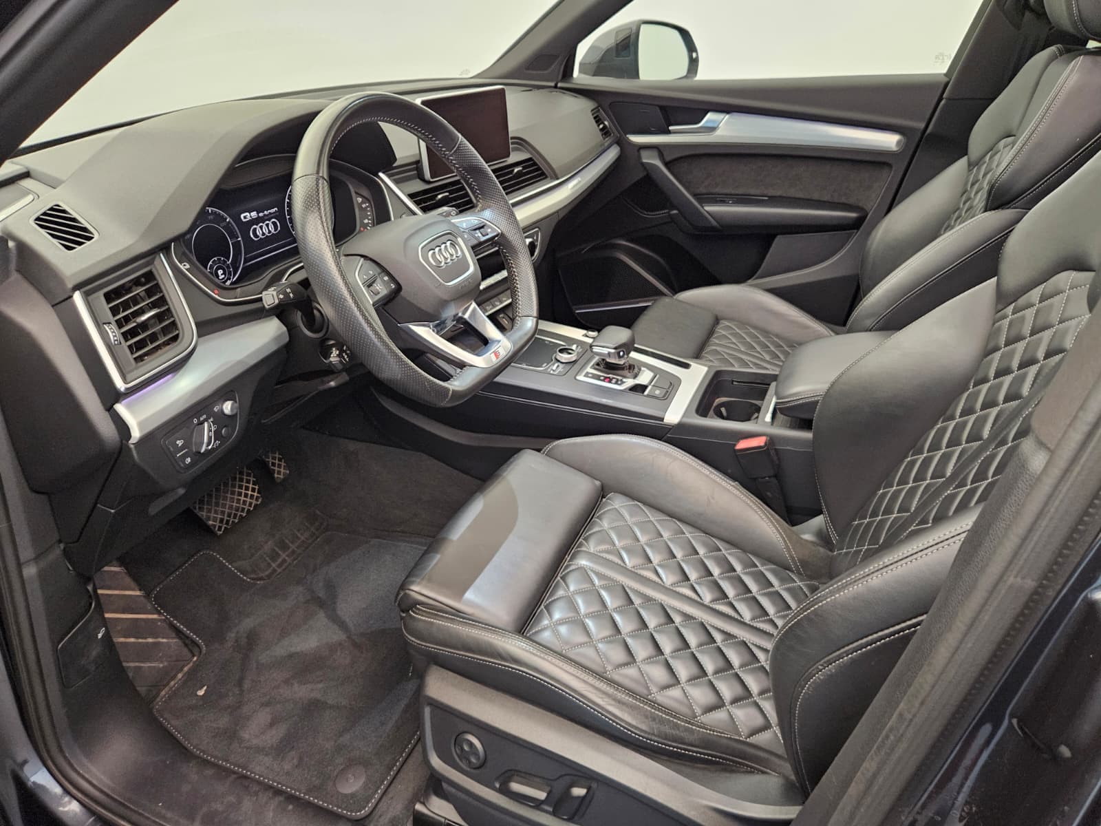 AUDI Q5 - Image 8