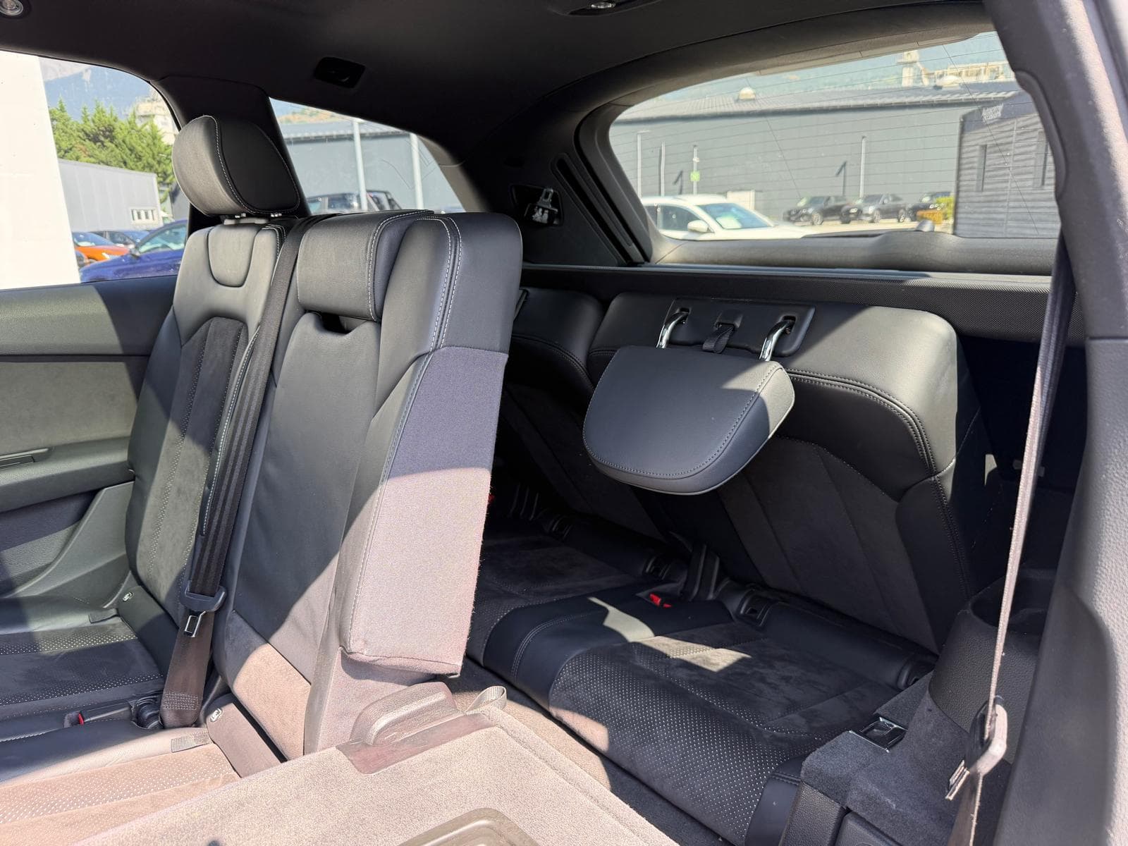 AUDI Q7 - Image 14