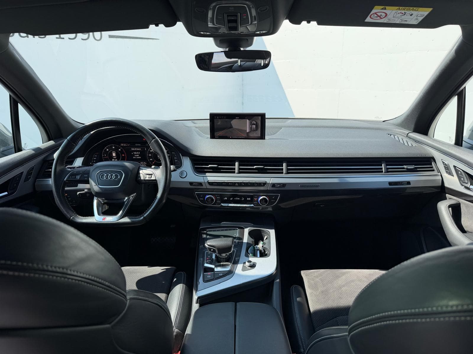 AUDI Q7 - Image 11