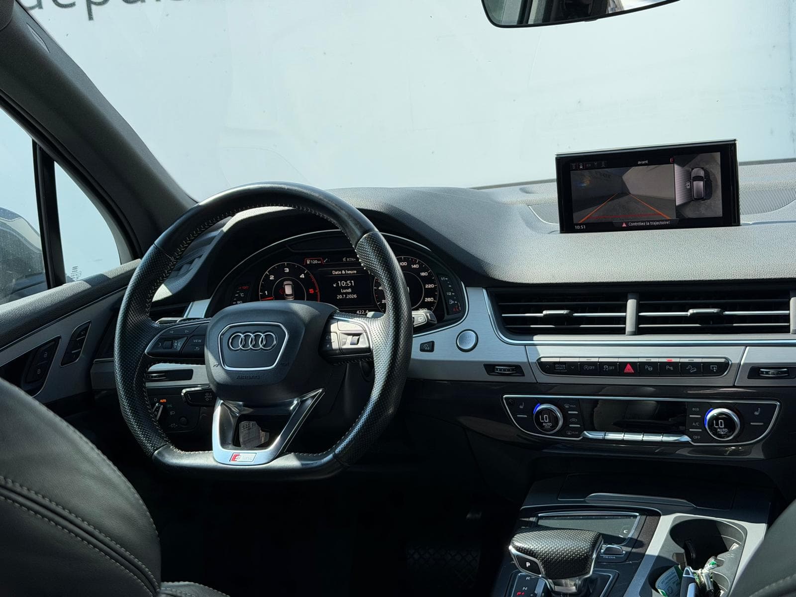AUDI Q7 - Image 12