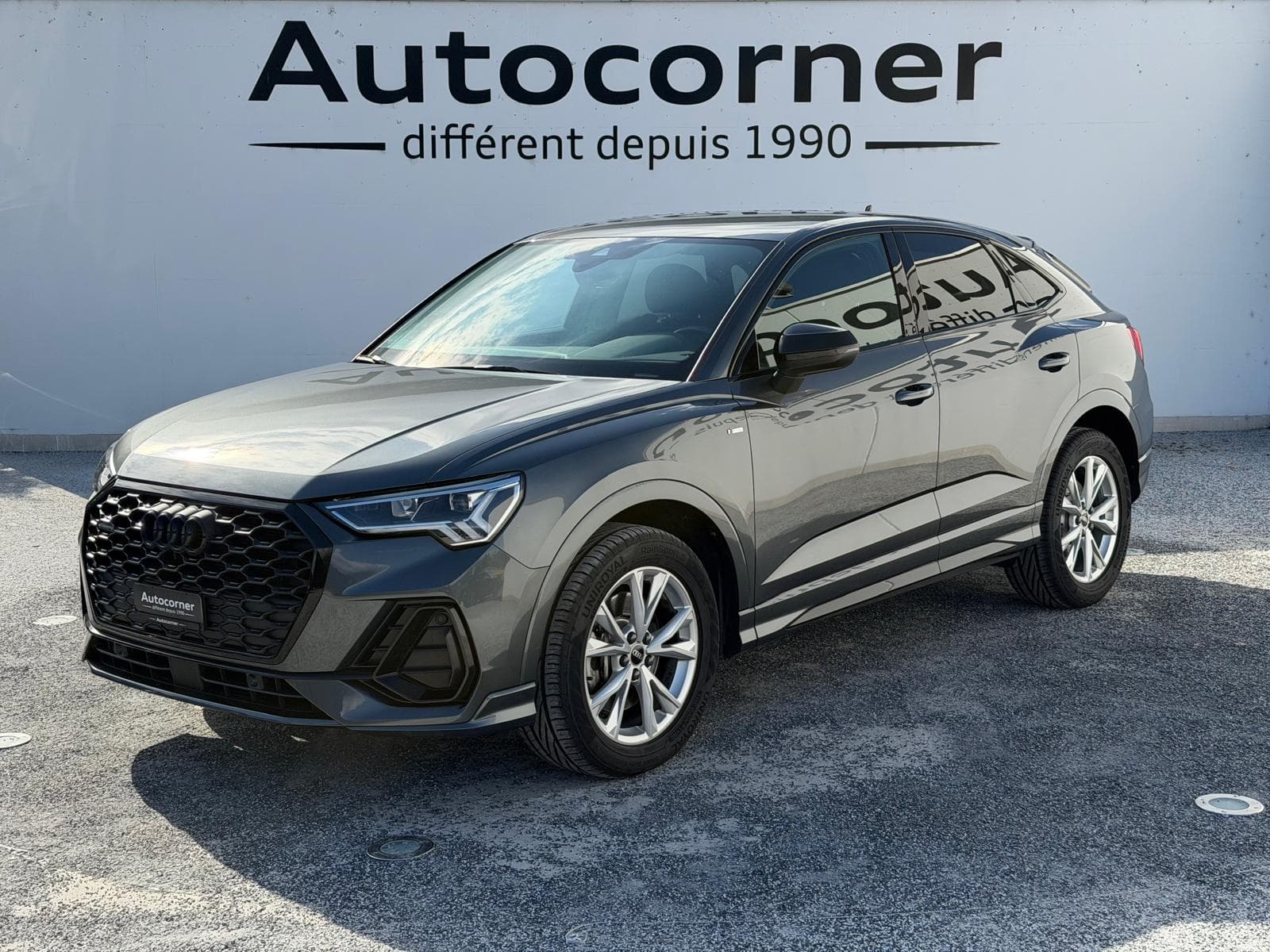 AUDI Q3