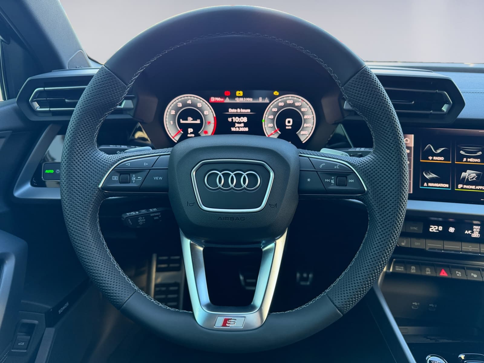 AUDI A3 - Image 9