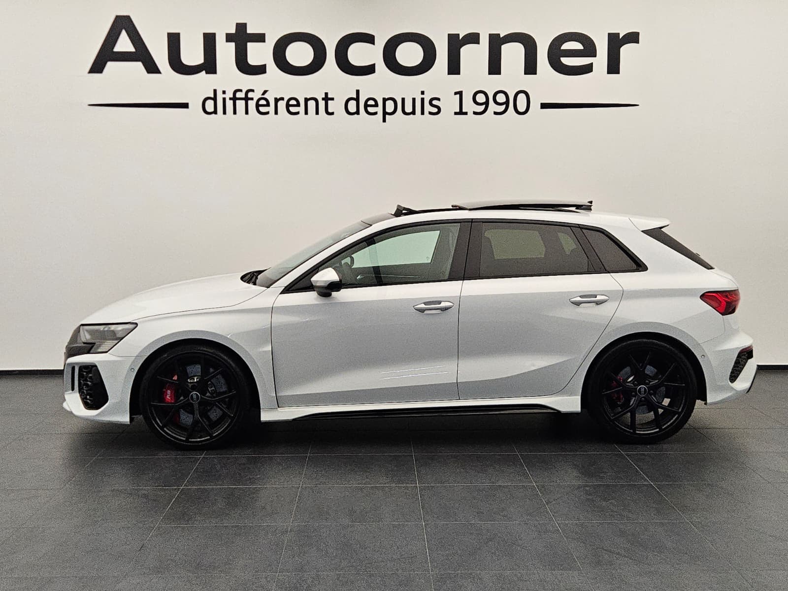 AUDI RS3 - Image 2