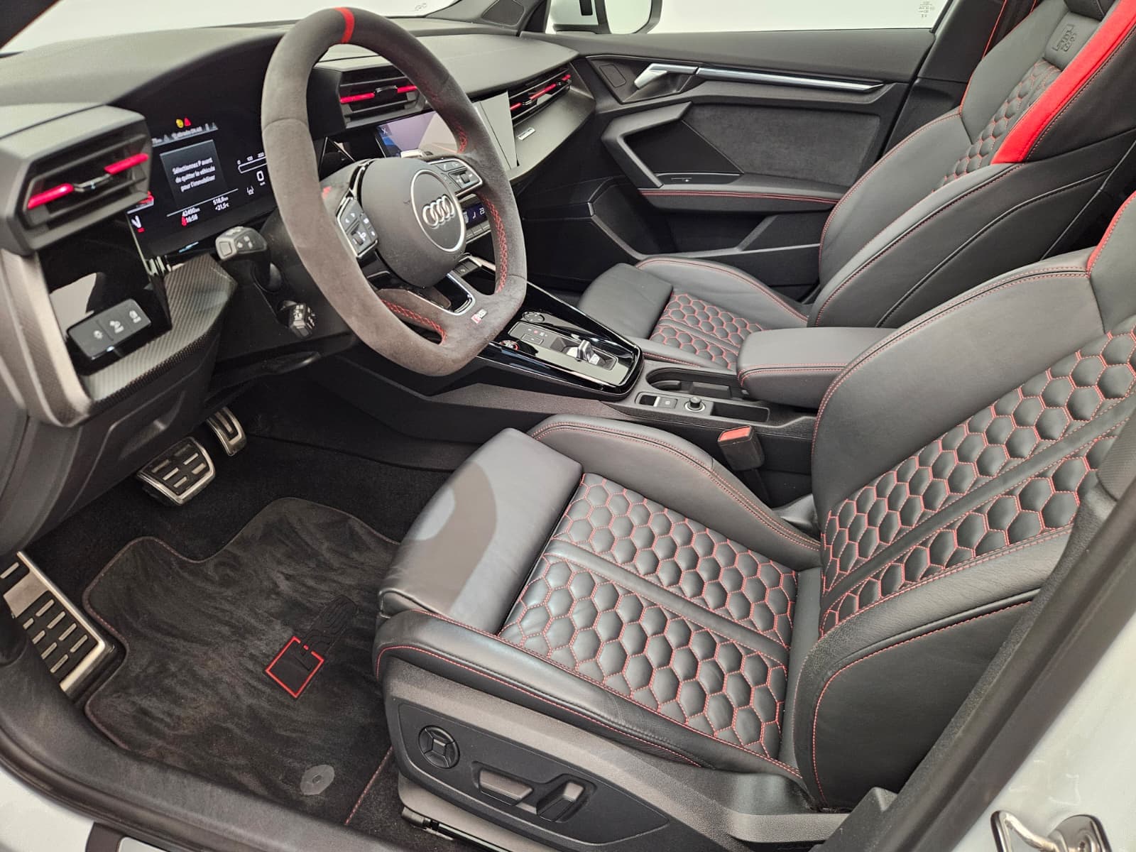 AUDI RS3 - Image 11