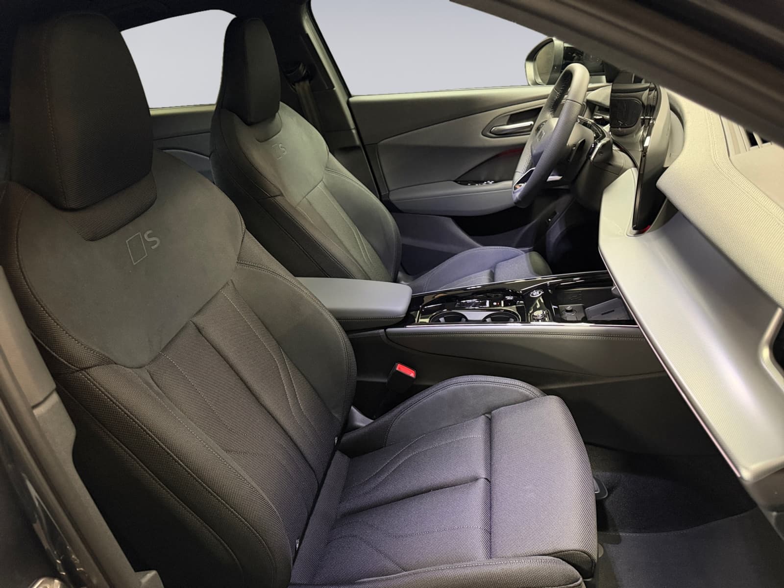 AUDI Q3 - Image 13