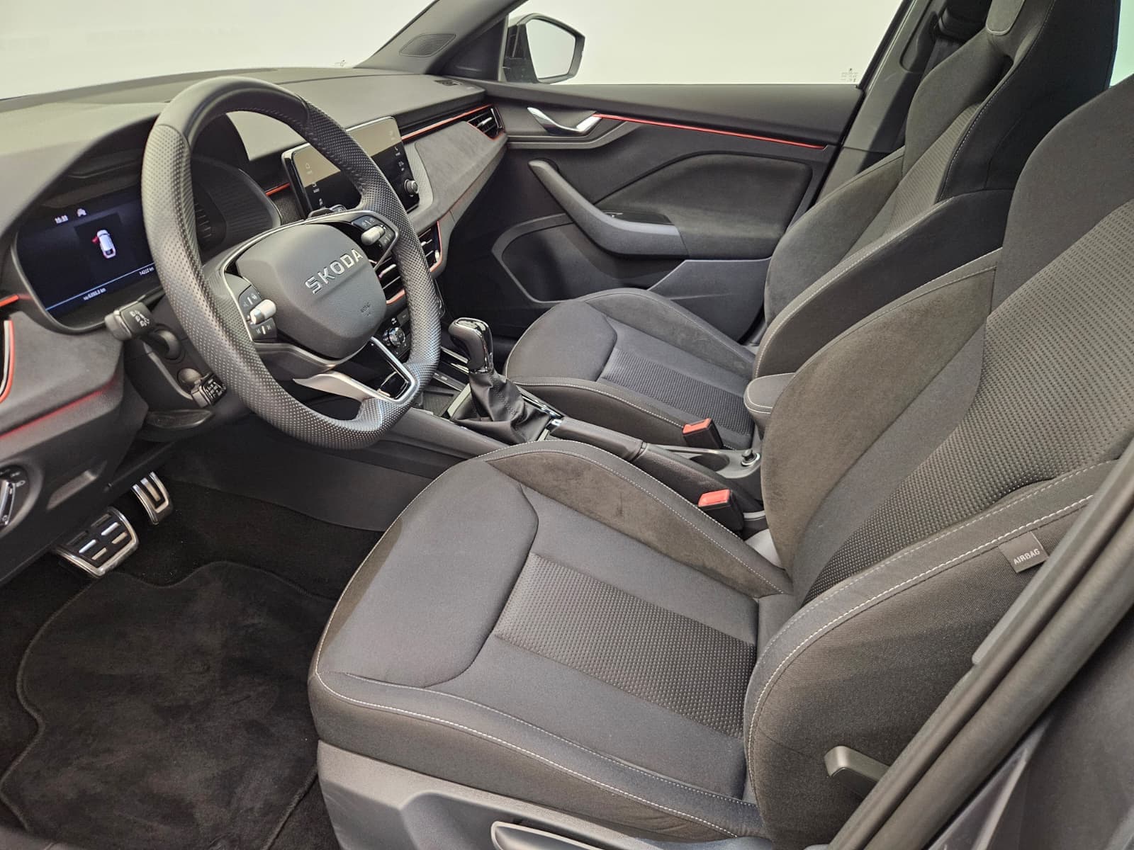 SKODA SCALA - Image 11