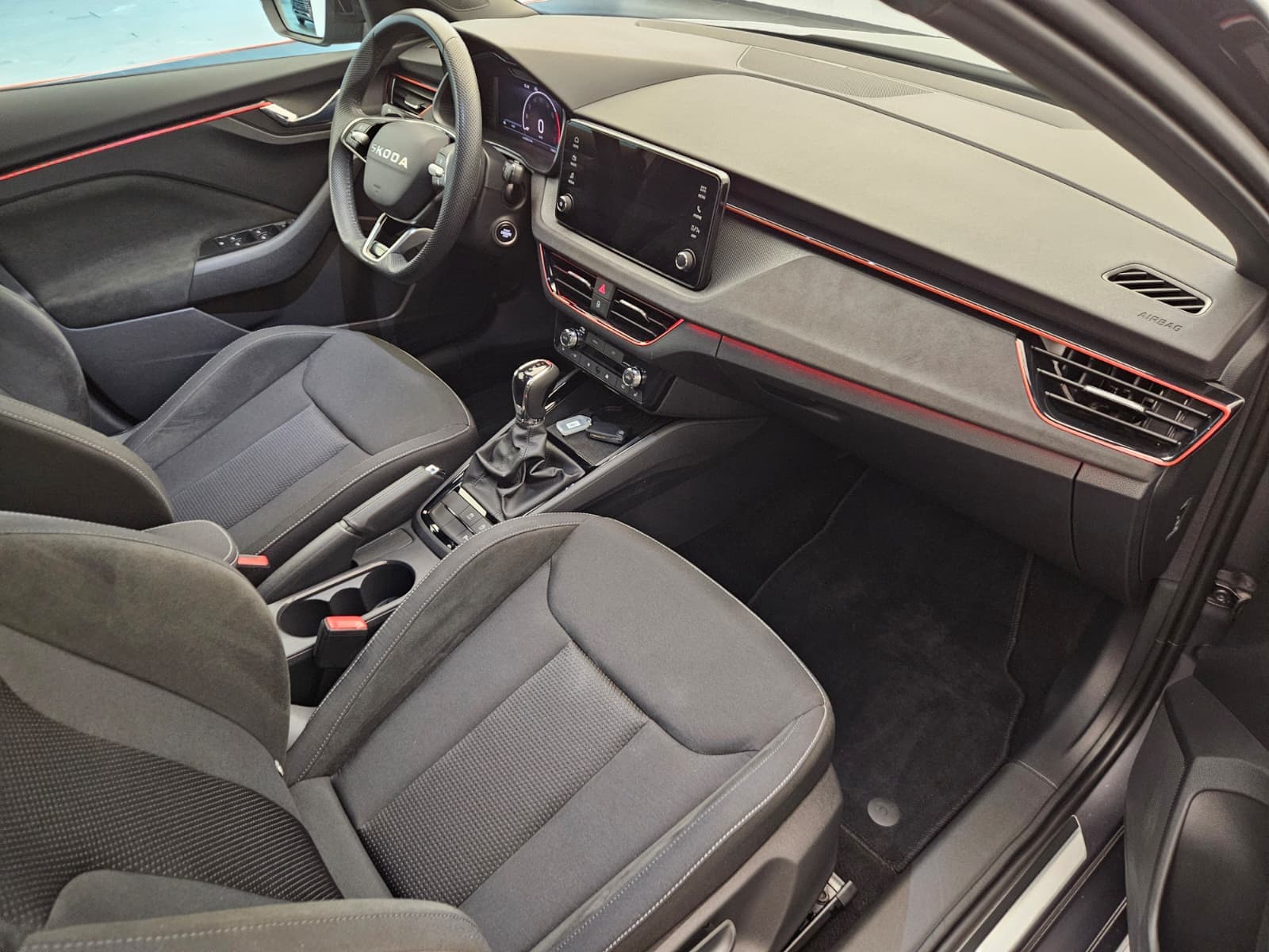 SKODA SCALA - Image 12