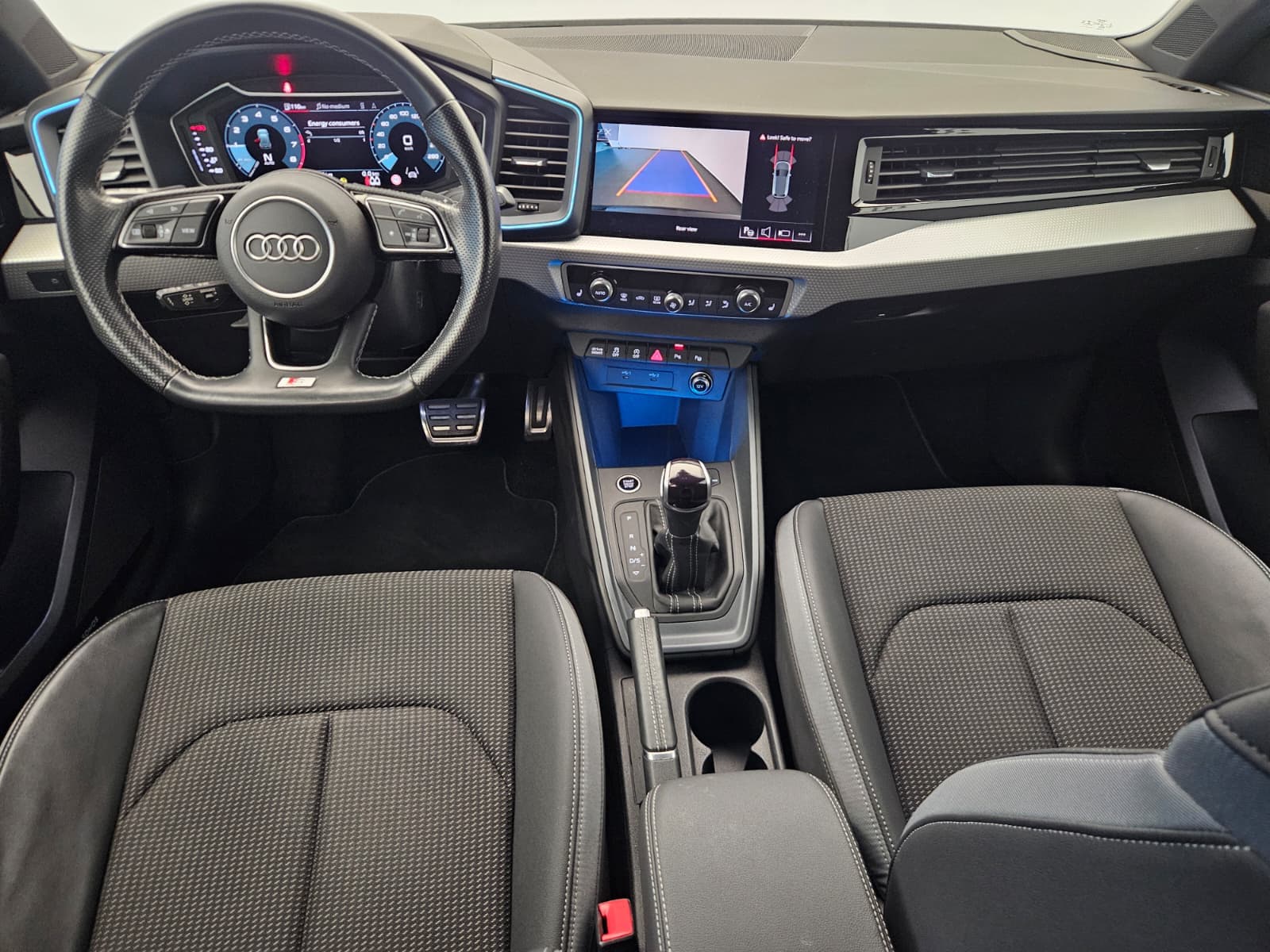 AUDI A1 - Image 10