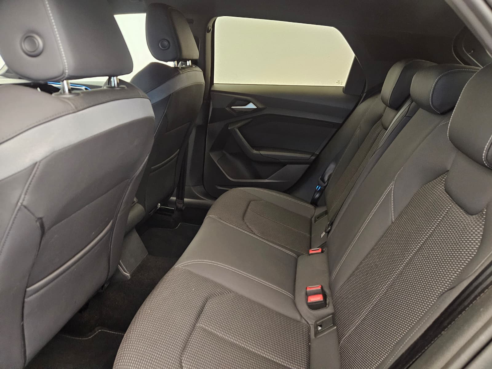 AUDI A1 - Image 13