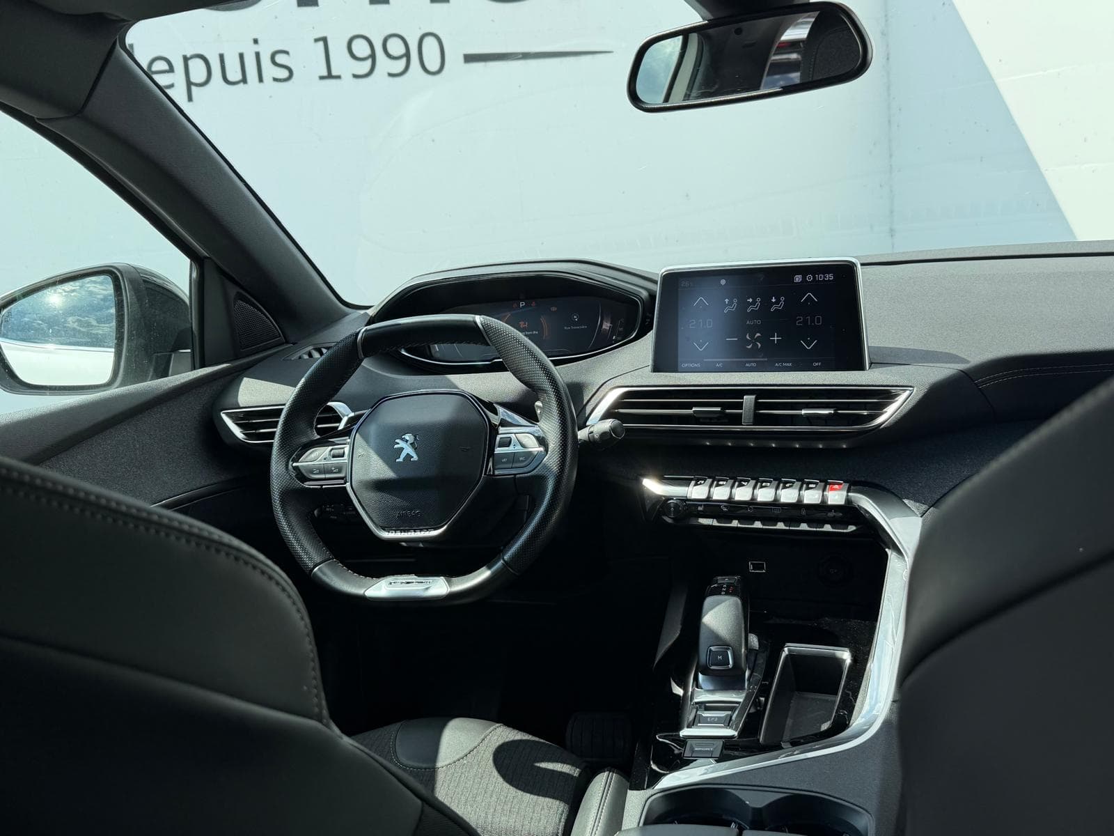 PEUGEOT 3008 - Image 11