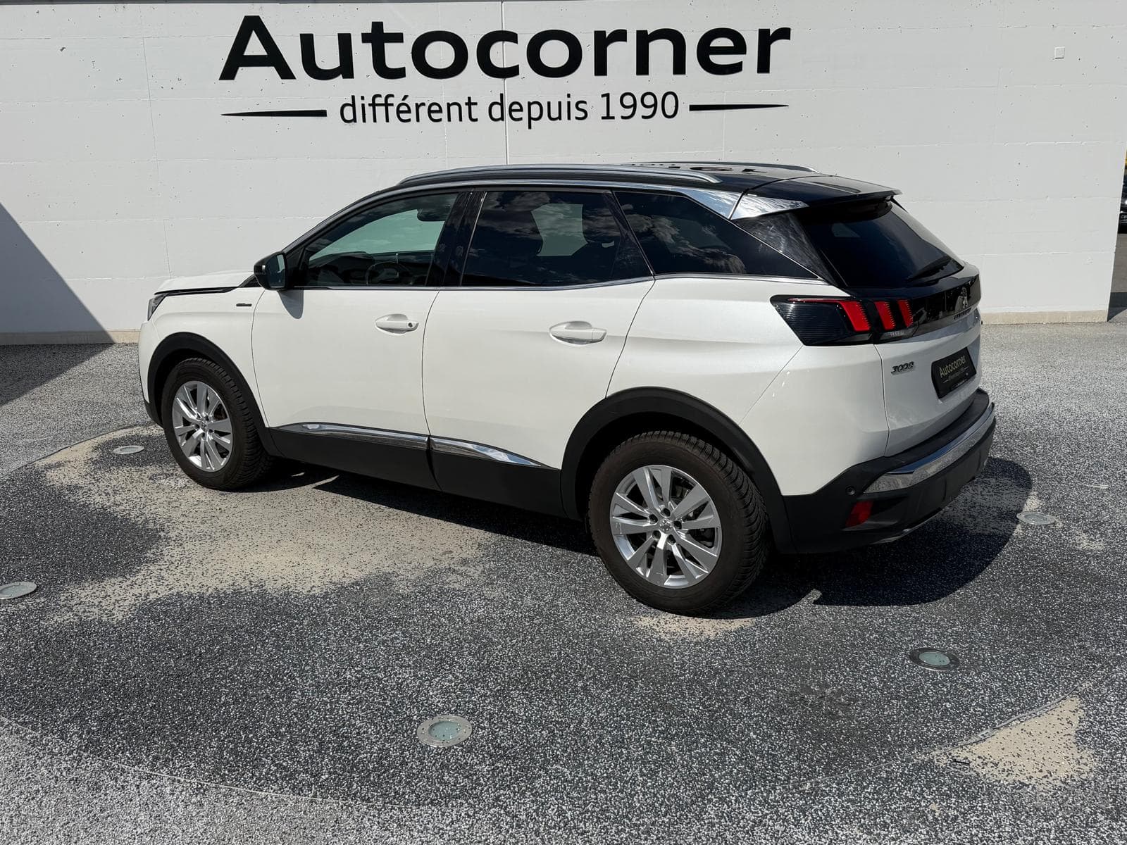 PEUGEOT 3008 - Image 4
