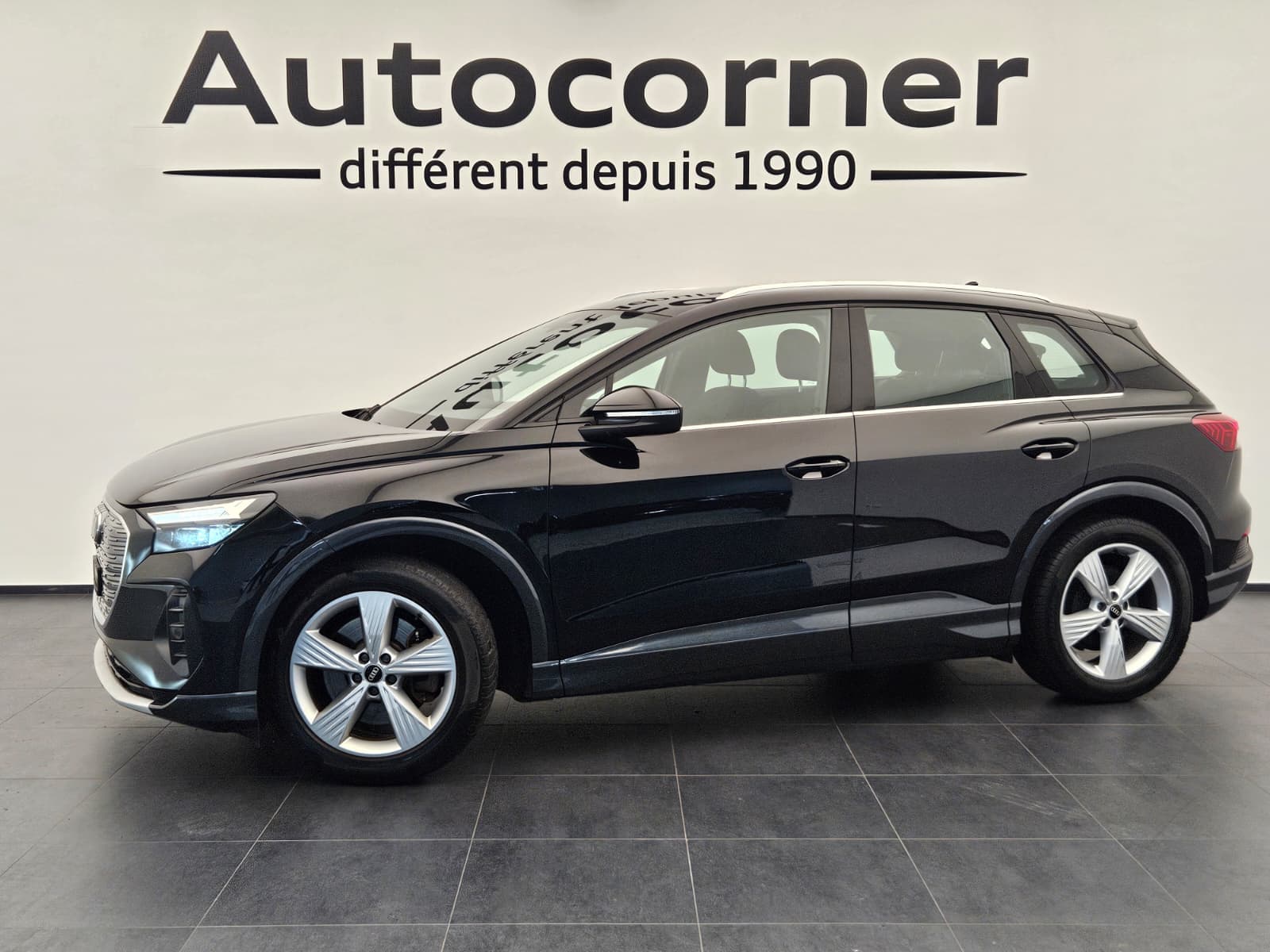 AUDI Q4 e-tron - Image 1