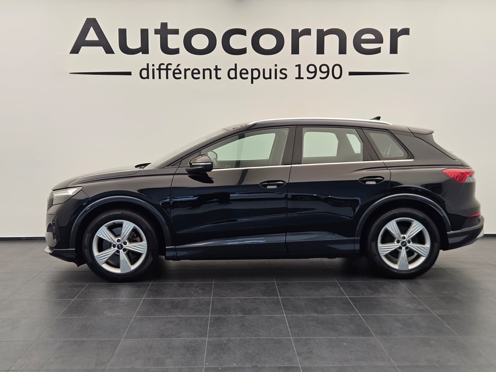 AUDI Q4 e-tron - Image 3