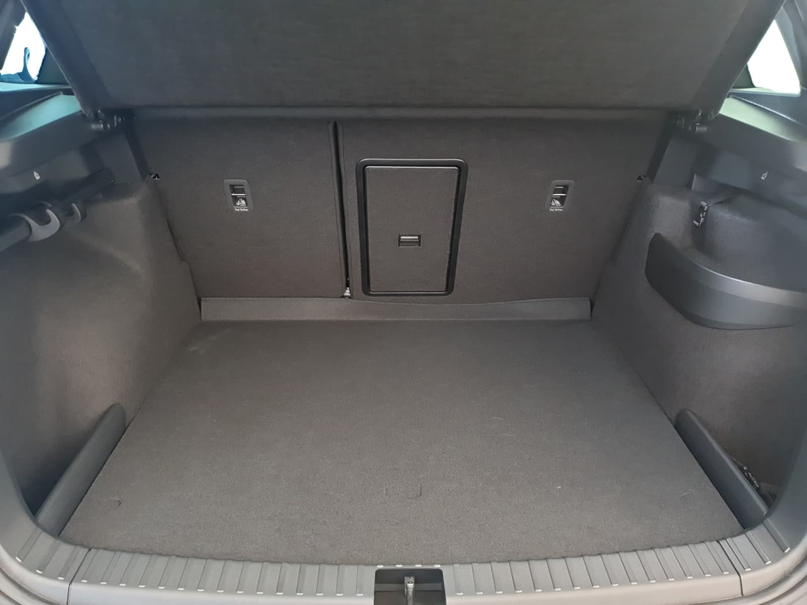 SKODA KAROQ - Image 15