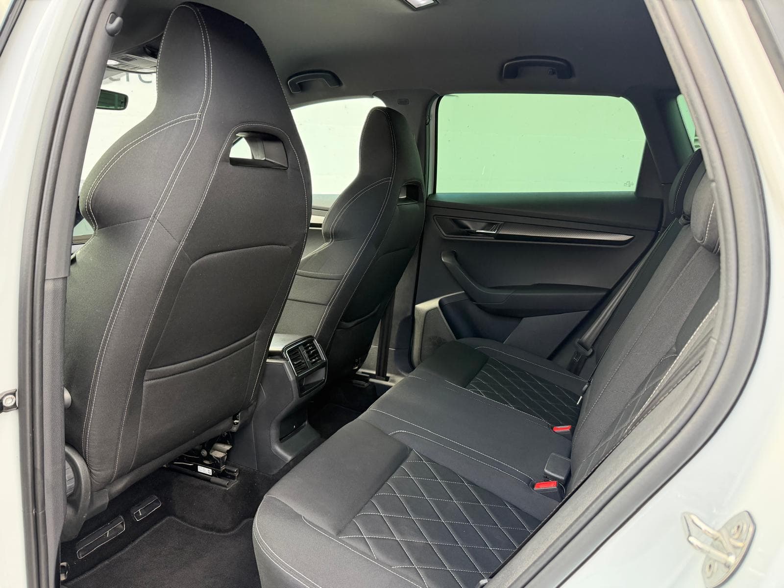 SKODA KAROQ - Image 7