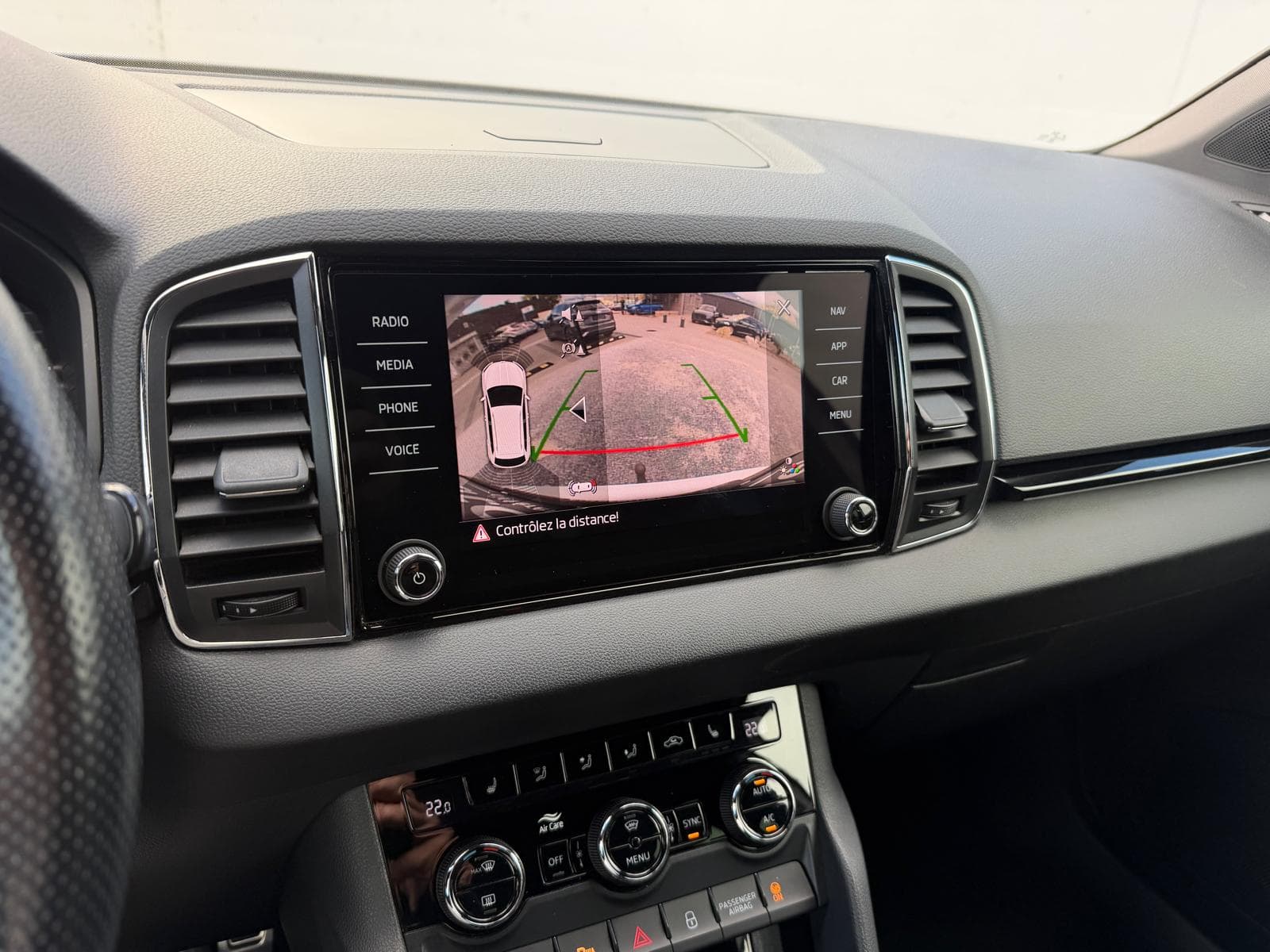 SKODA KAROQ - Image 13