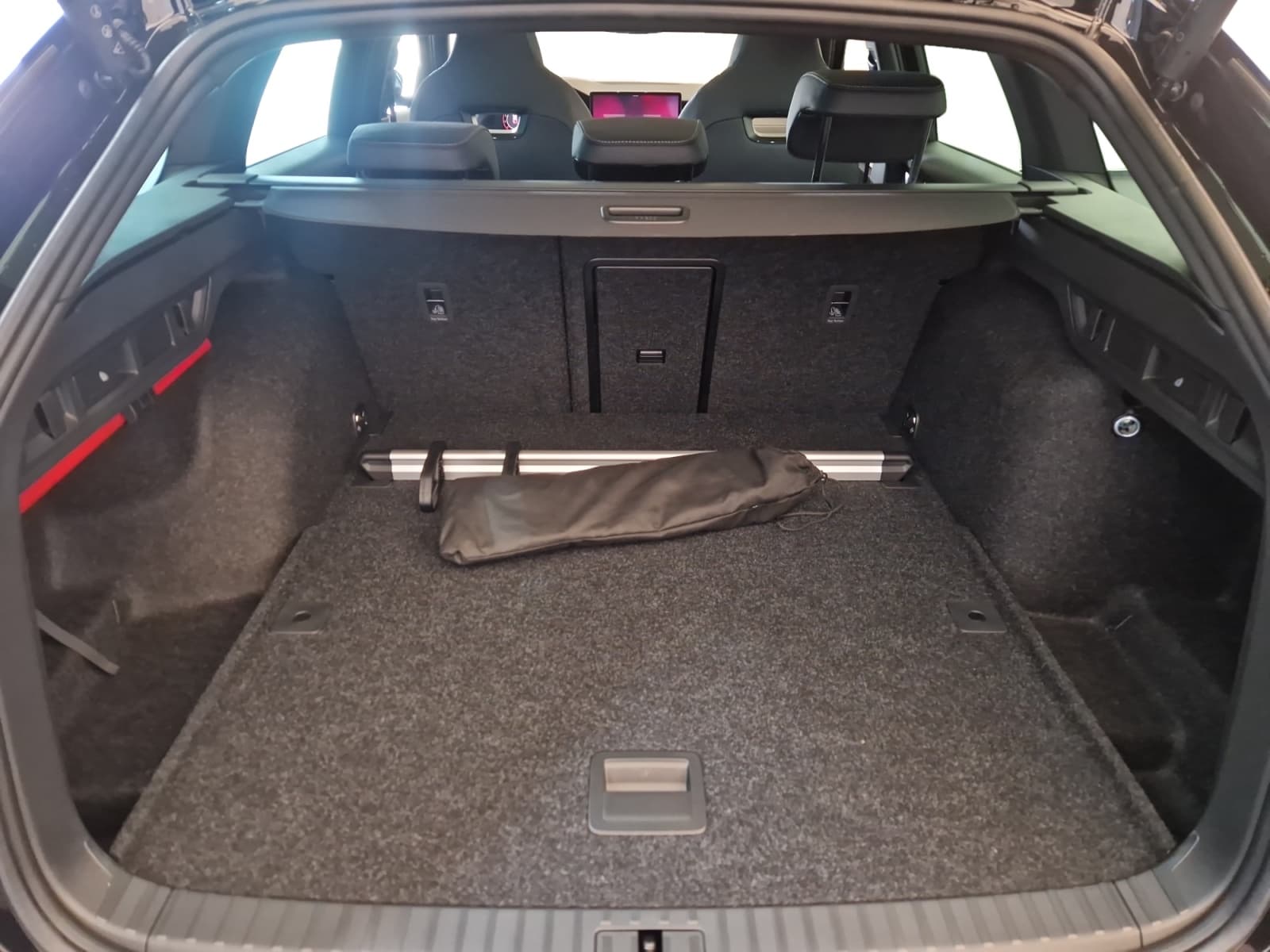 SKODA OCTAVIA - Image 13