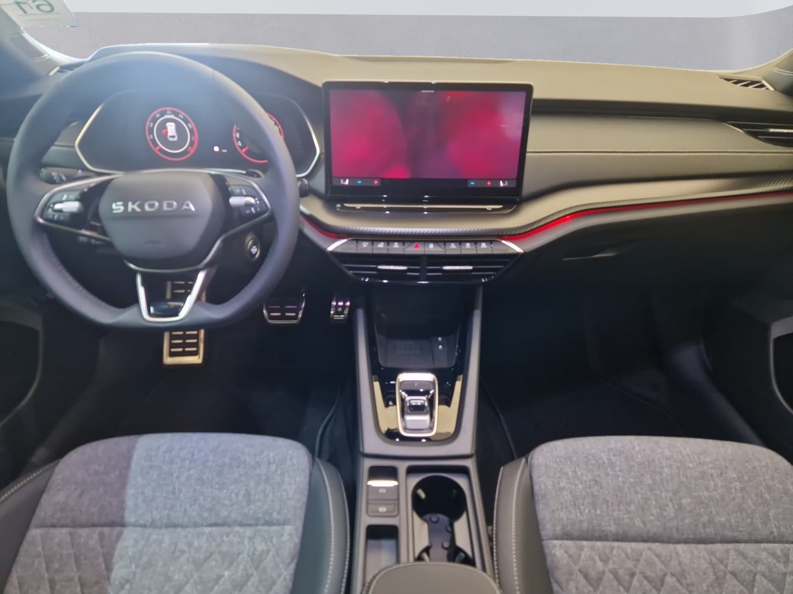 SKODA OCTAVIA - Image 11