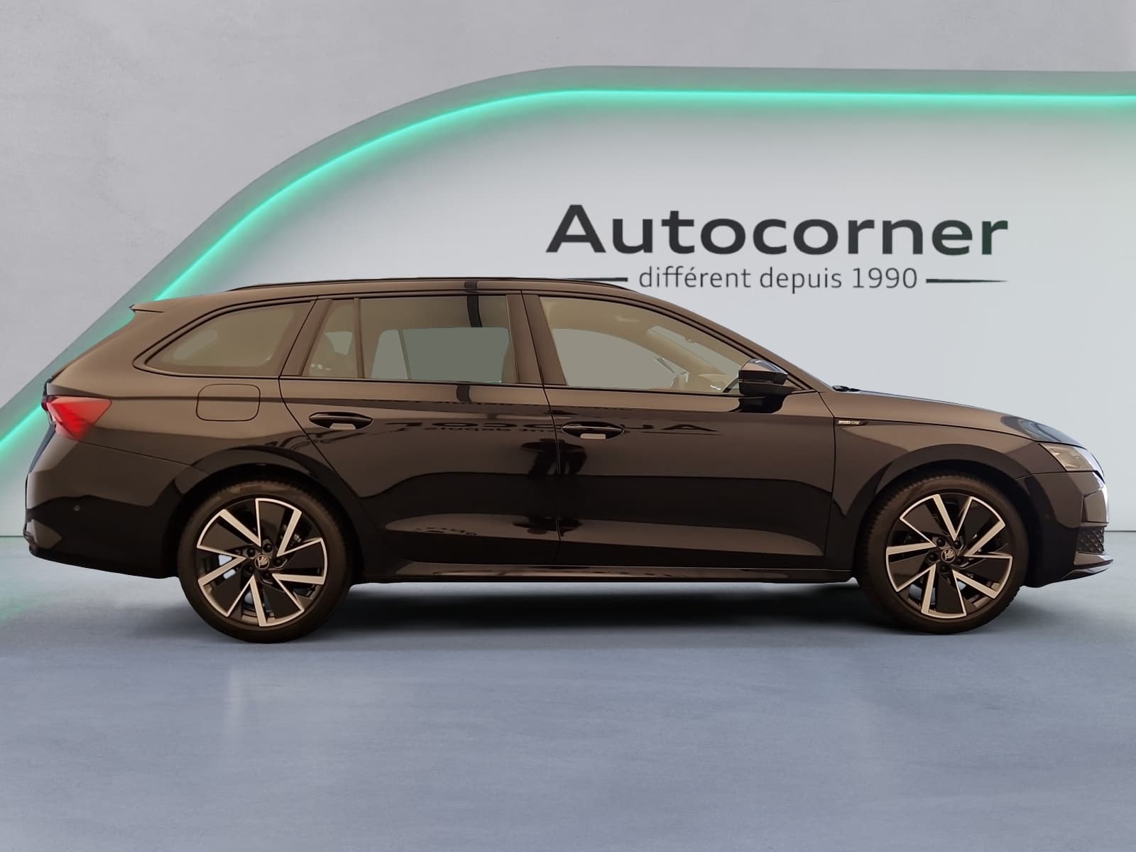 SKODA OCTAVIA - Image 6