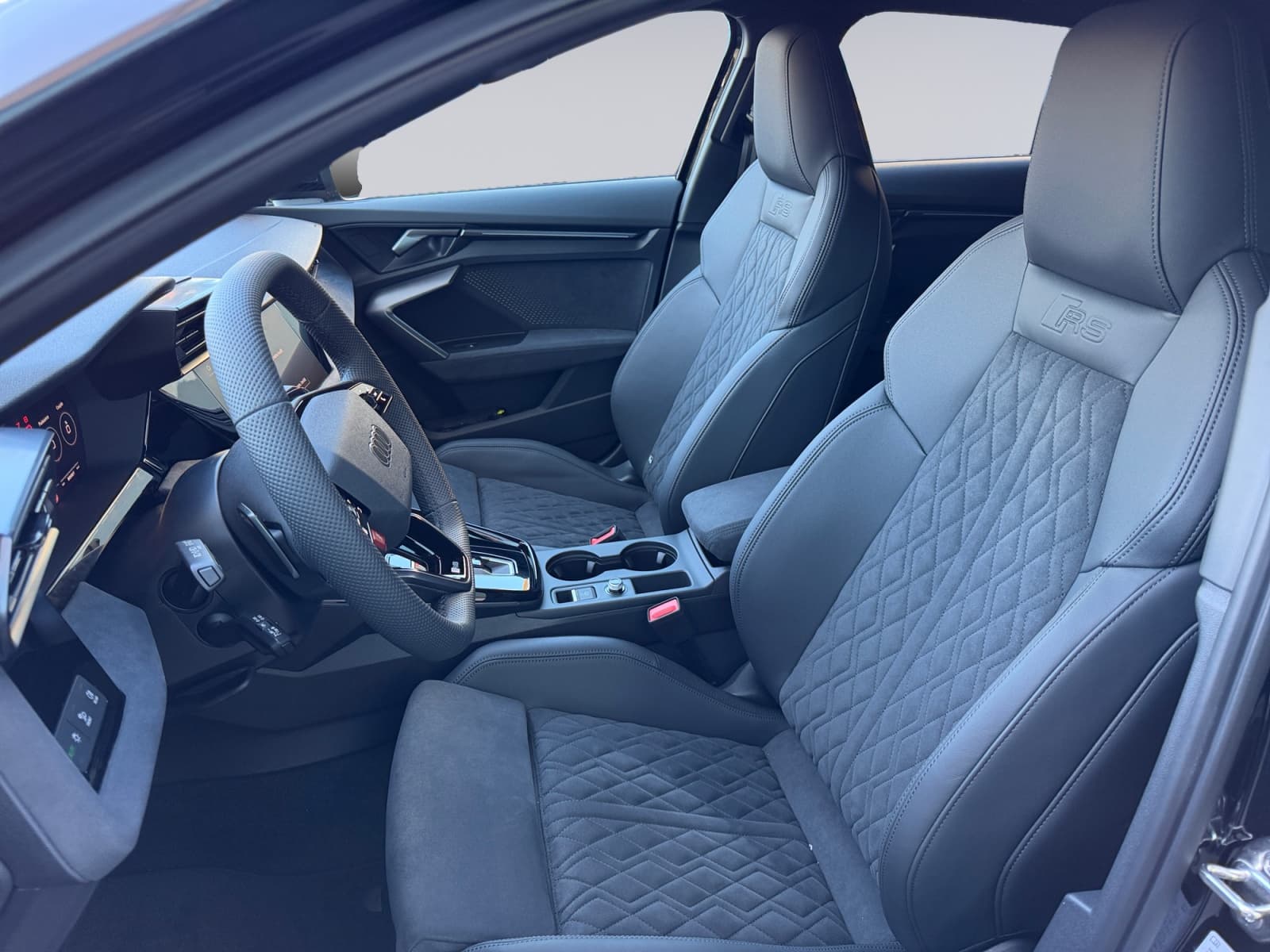 AUDI RS3 - Image 7