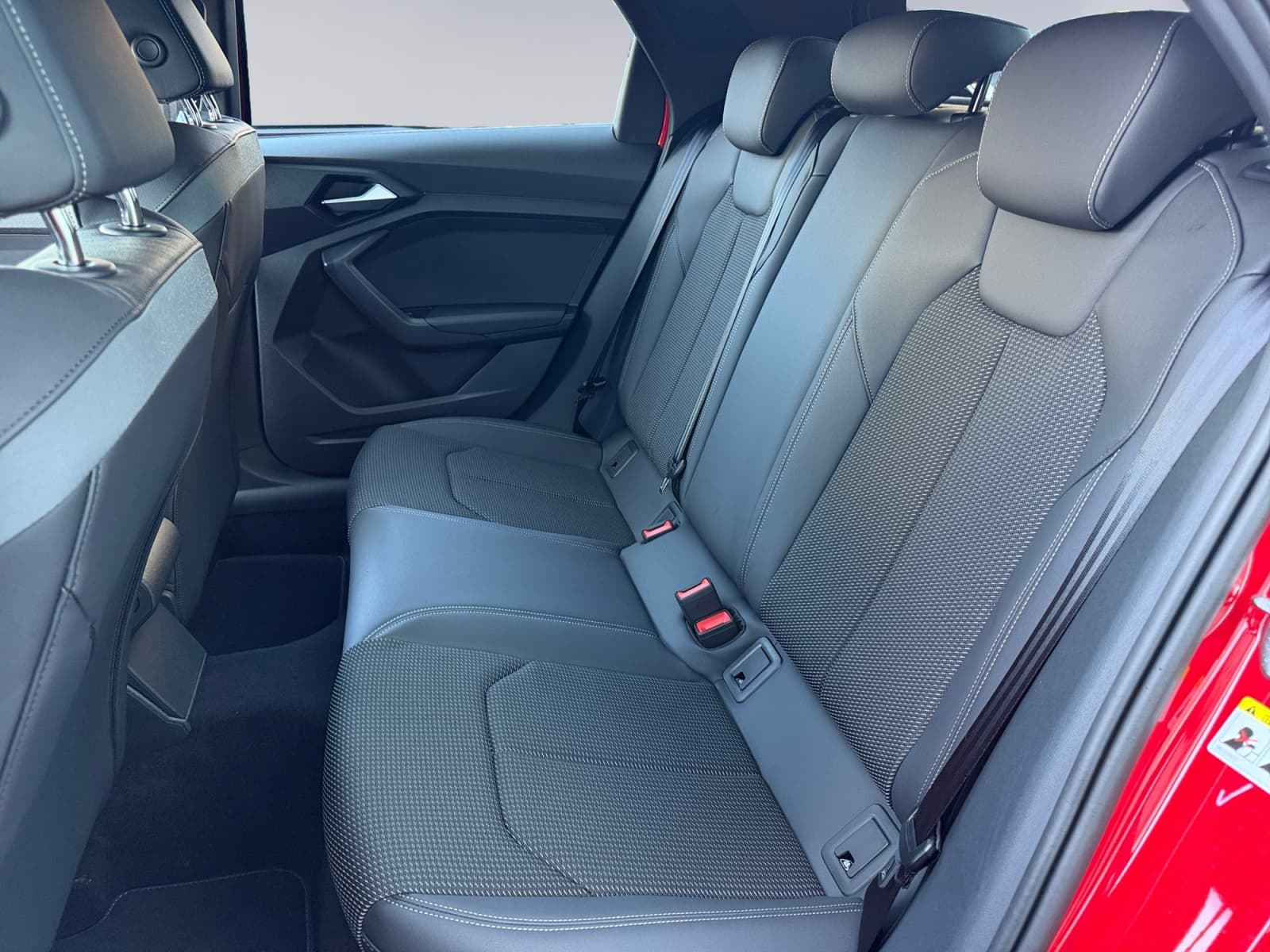 AUDI A1 - Image 11