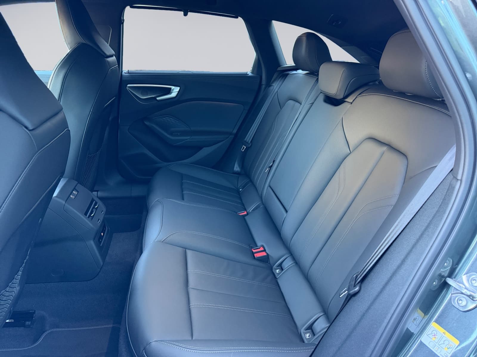 AUDI A5 - Image 11