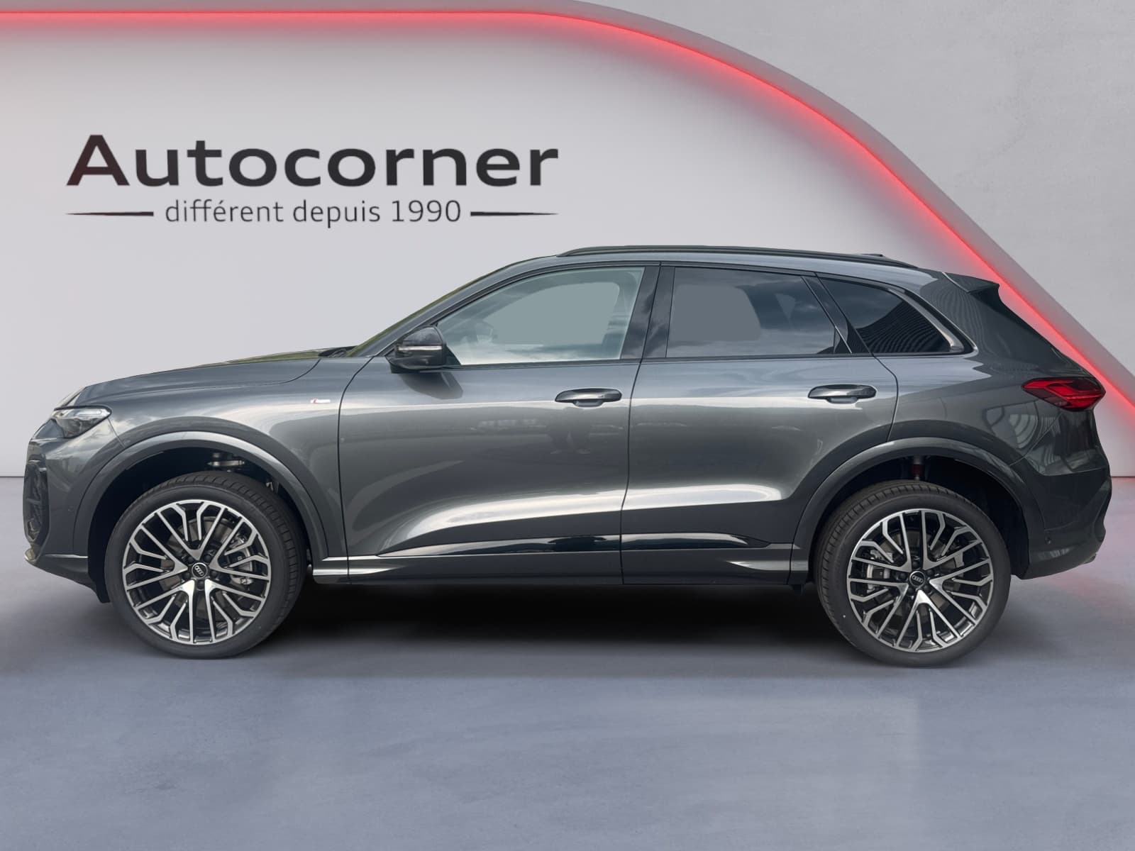 AUDI Q5 - Image 2