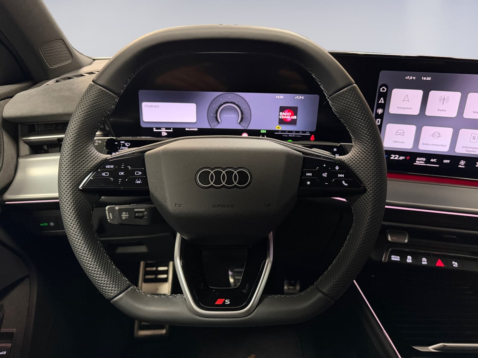 AUDI Q3 - Image 10