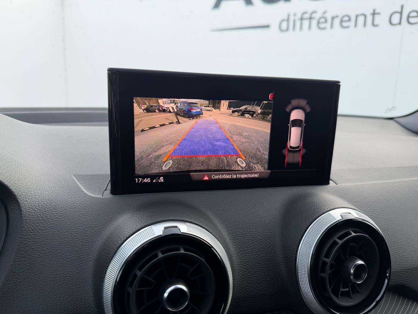 AUDI Q2 - Image 10