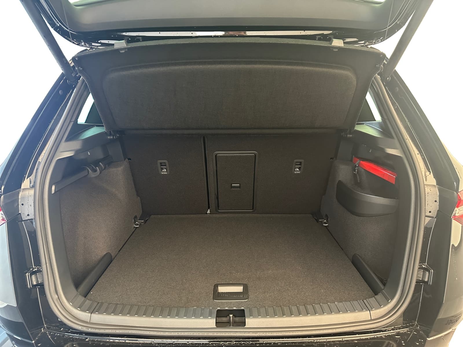 SKODA KAROQ - Image 14