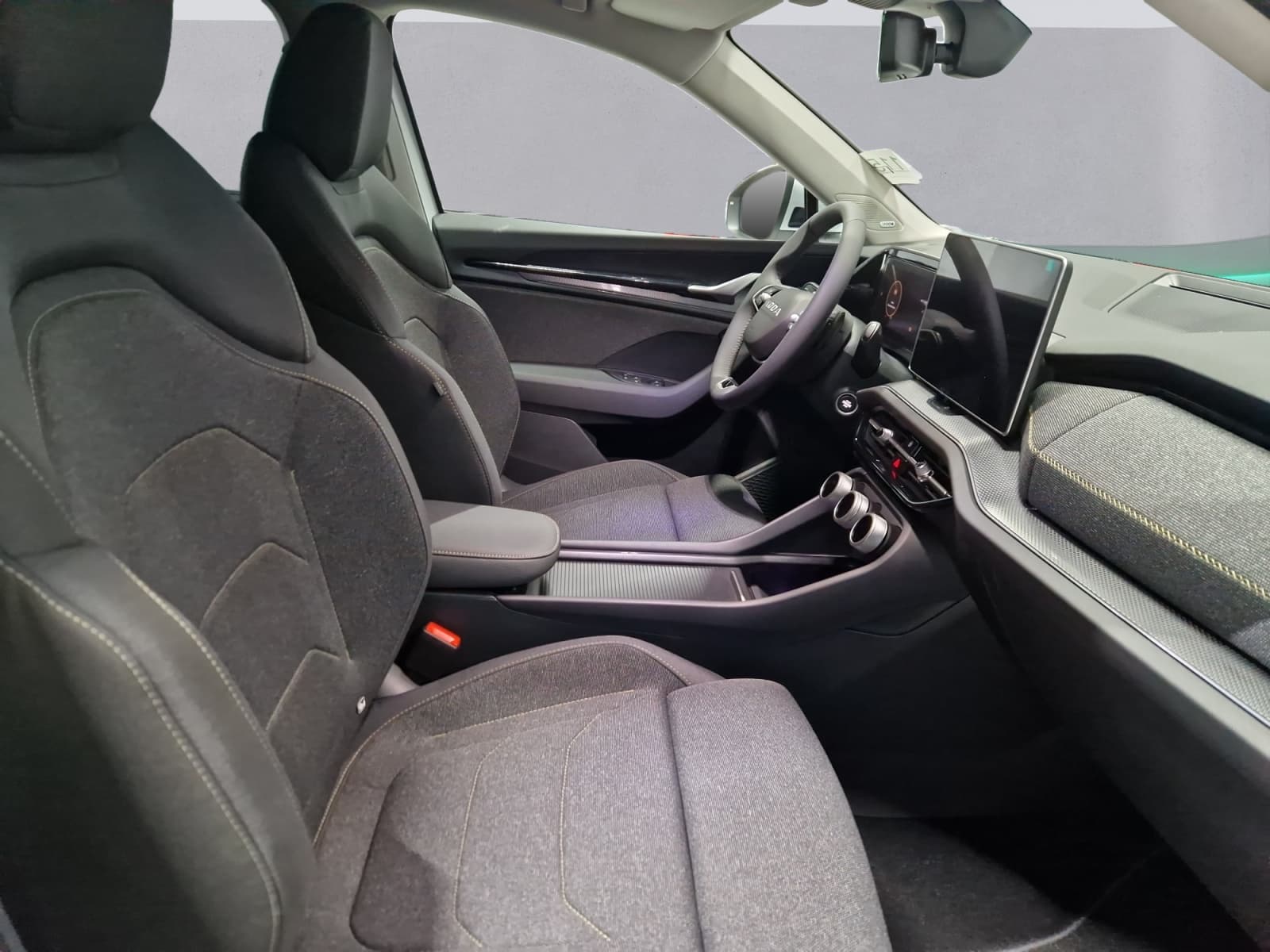 SKODA KODIAQ - Image 11