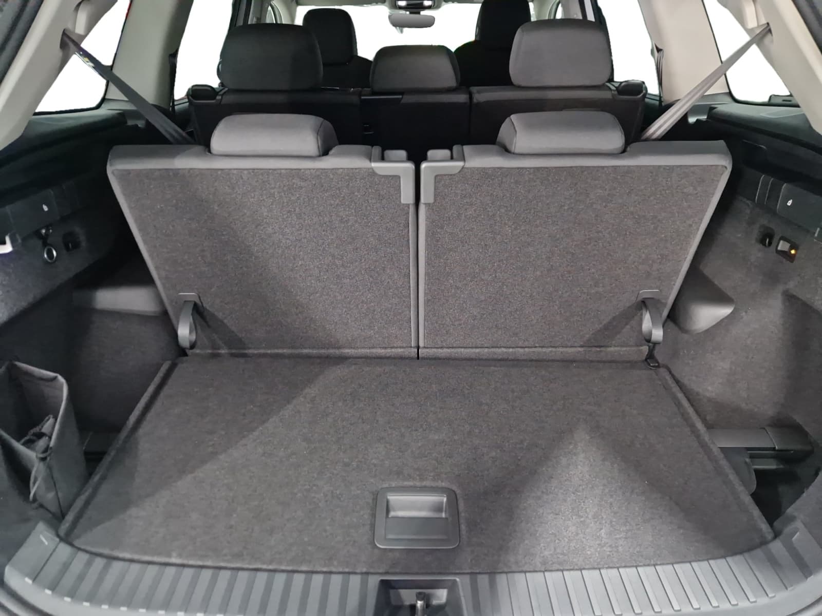 SKODA KODIAQ - Image 13