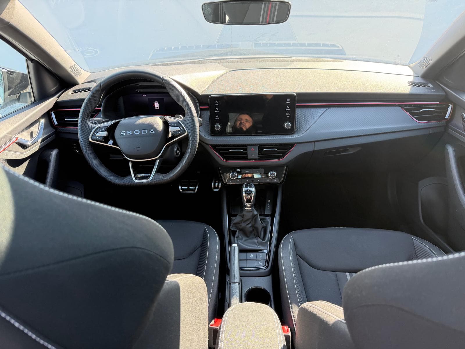SKODA SCALA - Image 8