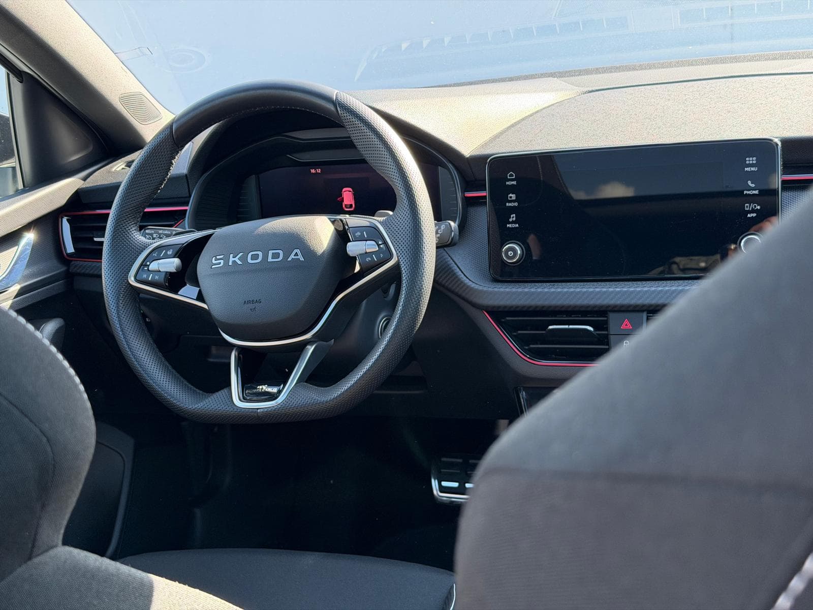 SKODA SCALA - Image 9