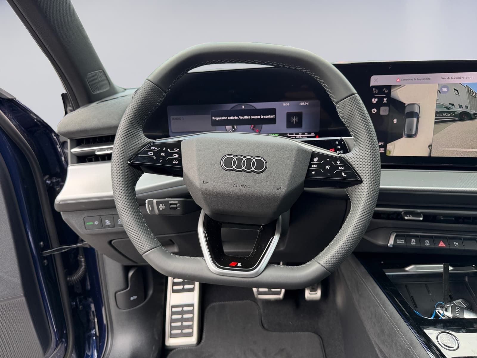 AUDI Q3 - Image 12