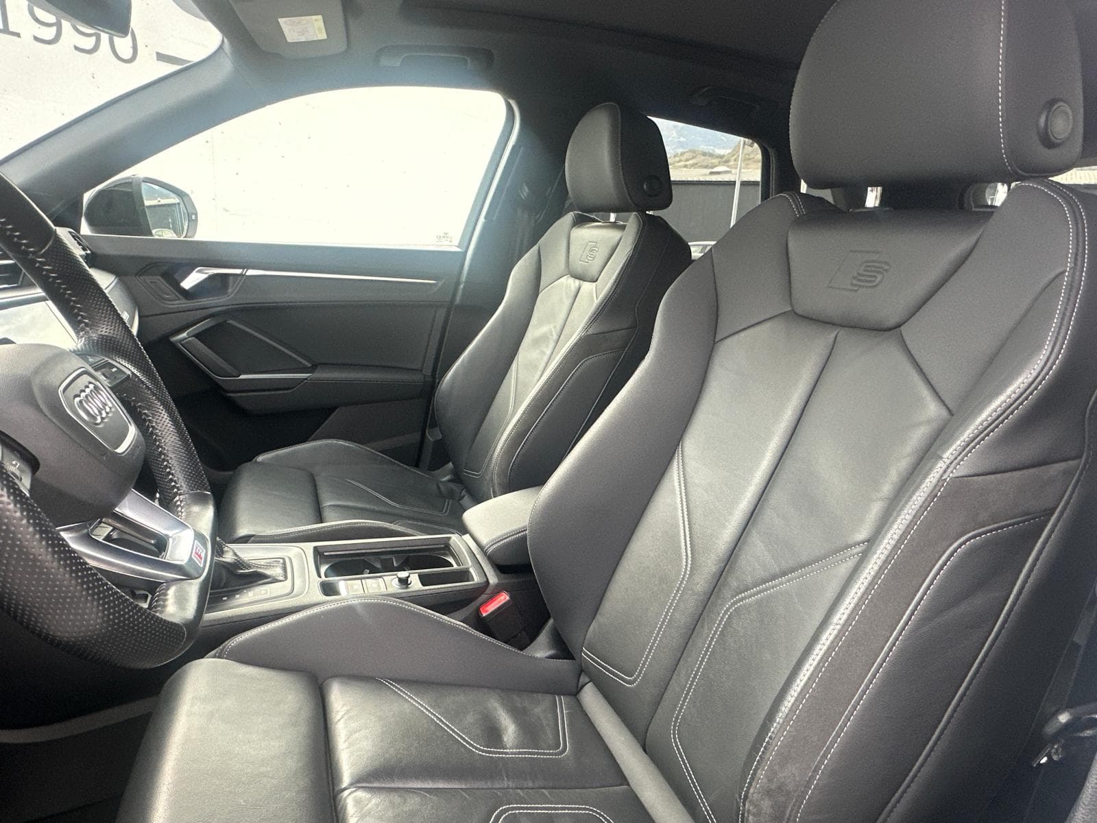 AUDI Q3 - Image 10