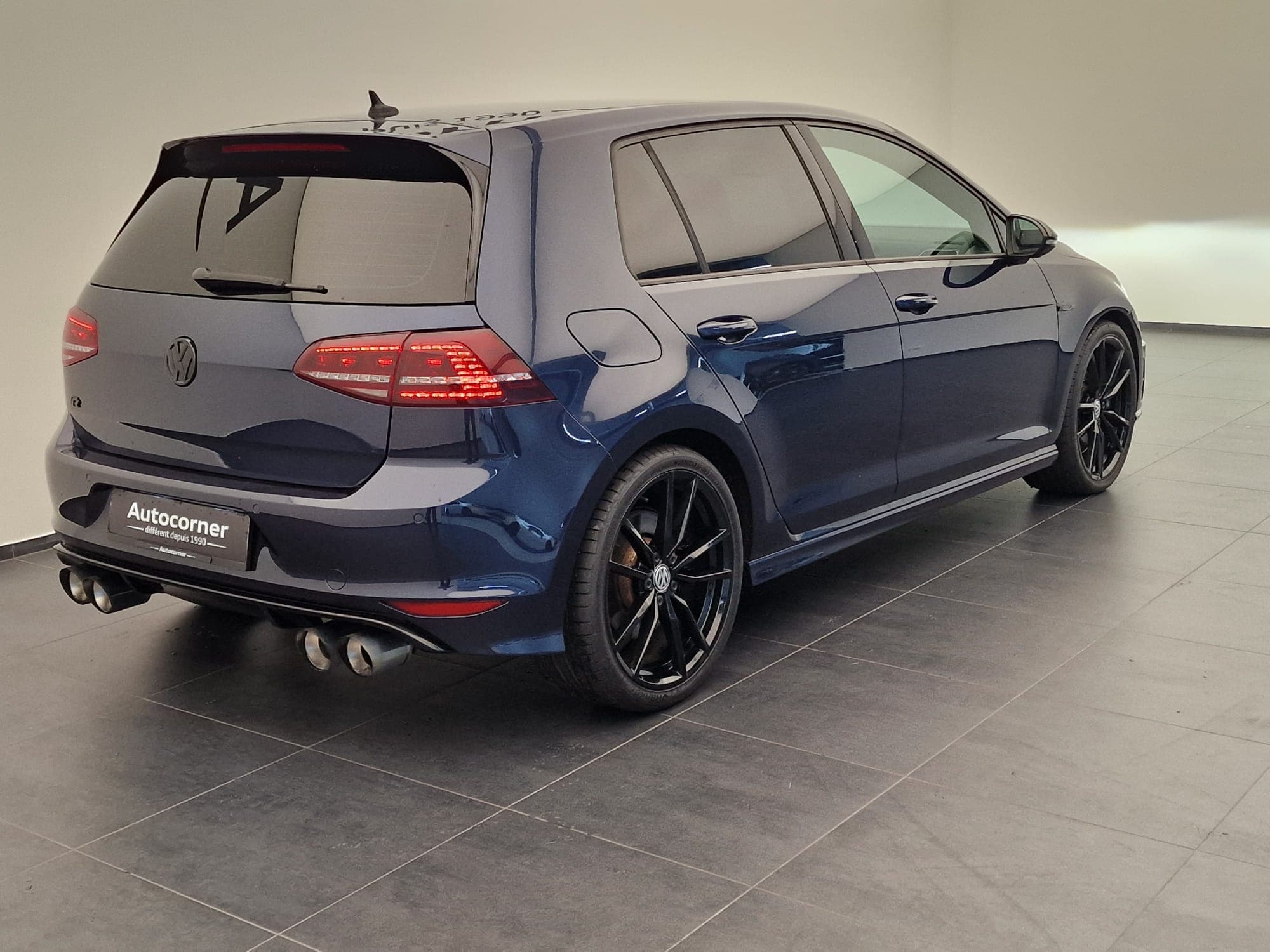 VW GOLF - Image 7