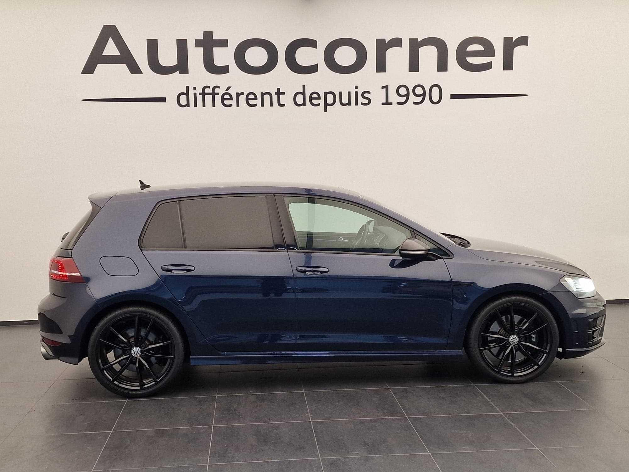 VW GOLF - Image 6