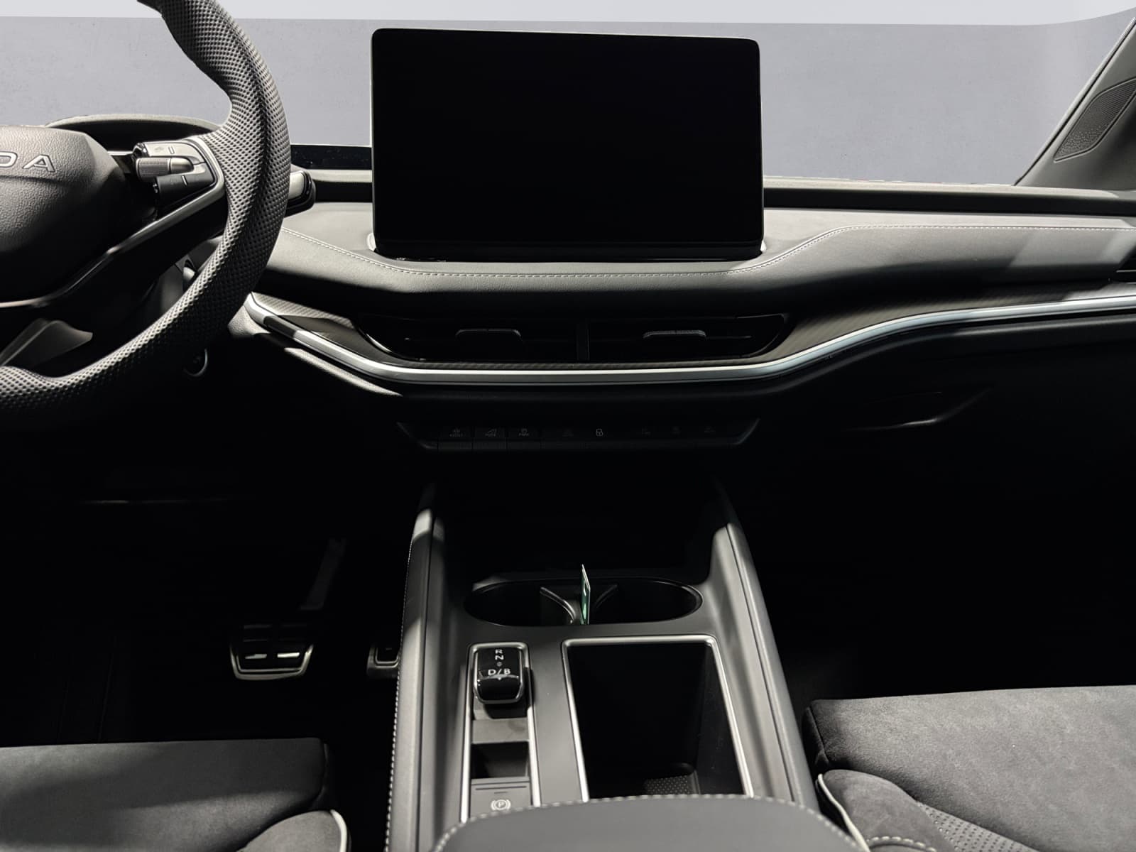 SKODA ELROQ - Image 11