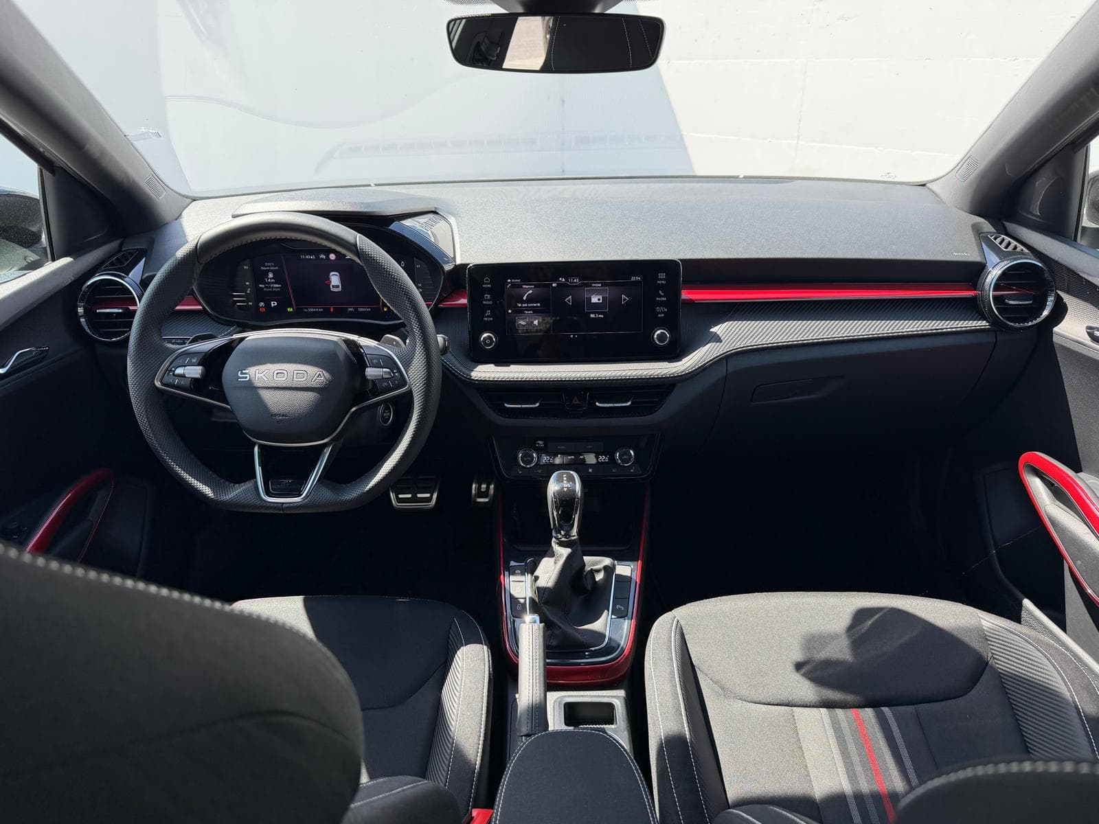 SKODA FABIA - Image 8