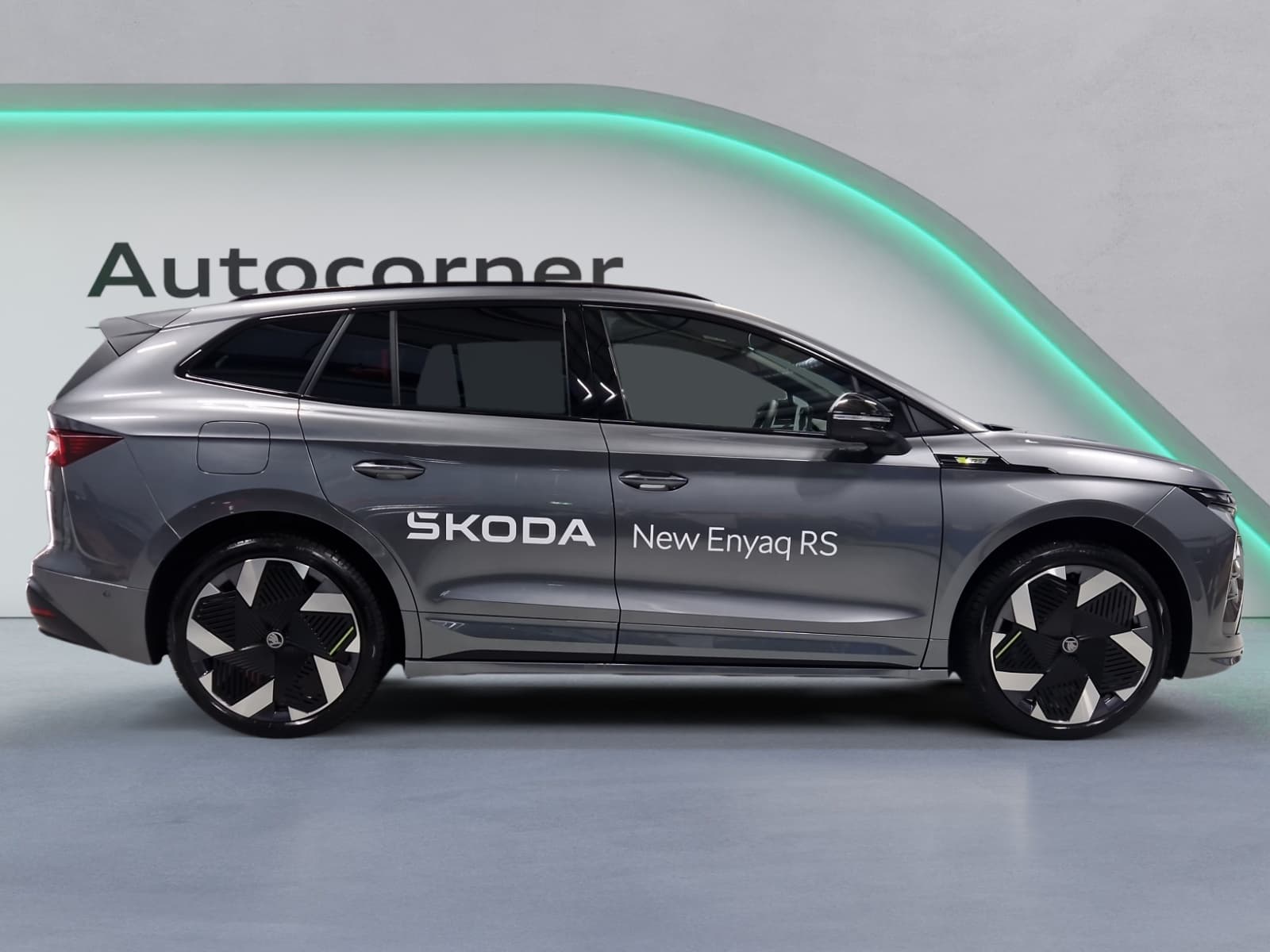 SKODA ENYAQ iV - Image 5