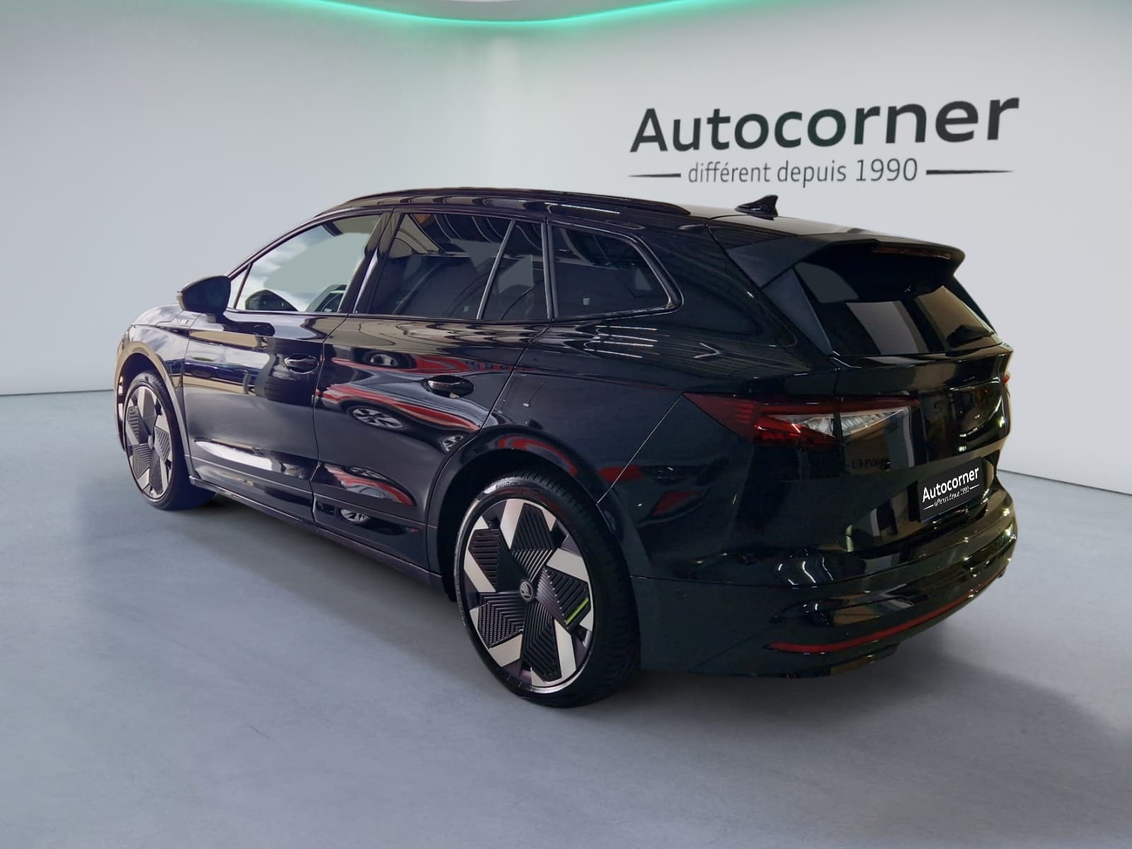 SKODA ENYAQ iV - Image 3