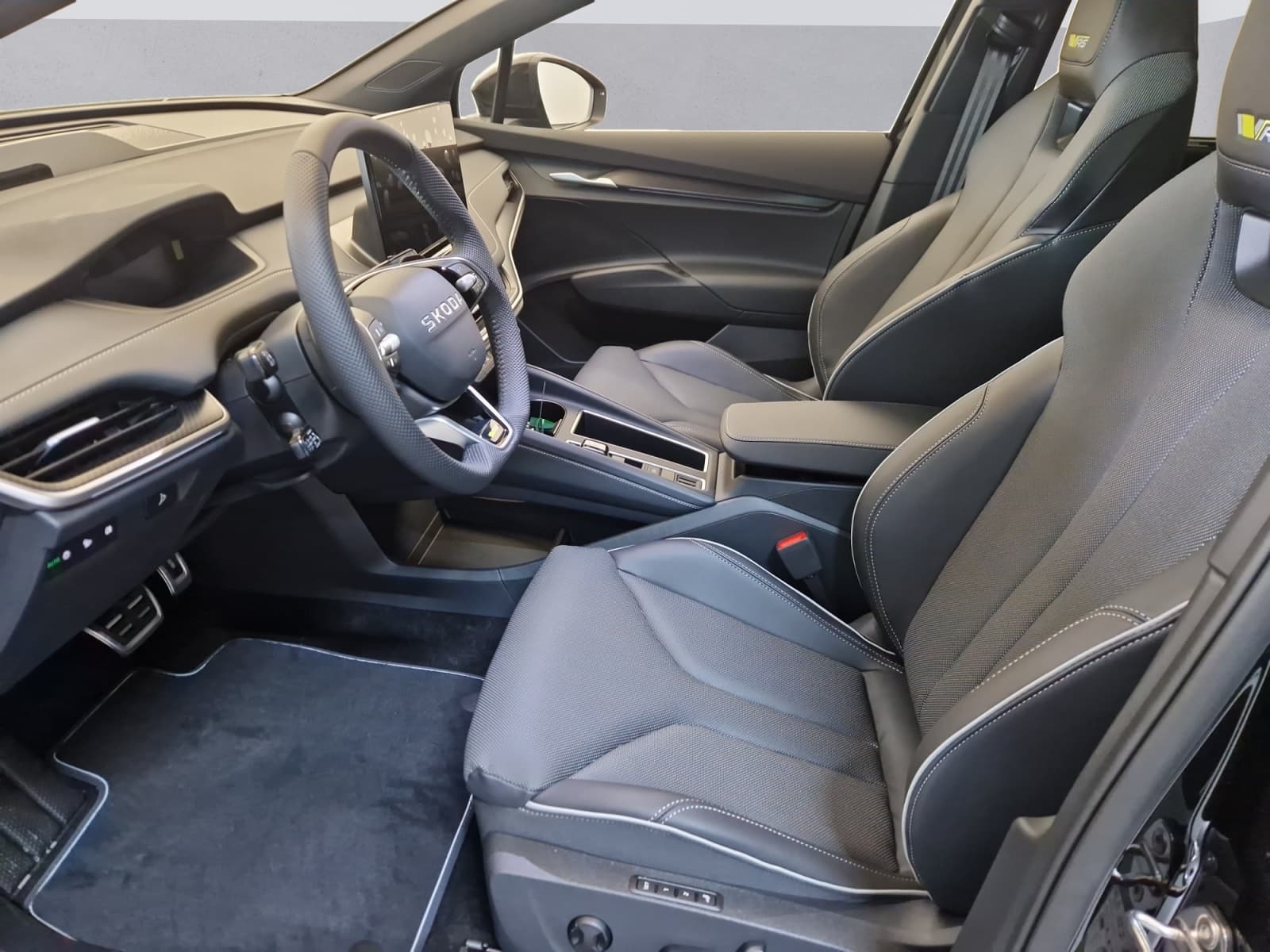 SKODA ENYAQ iV - Image 9