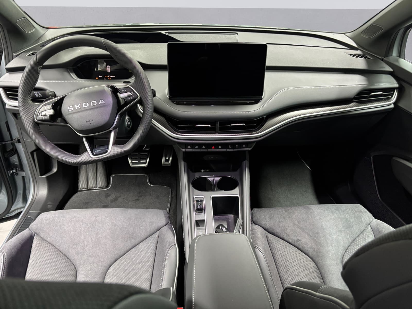 SKODA ENYAQ iV - Image 9