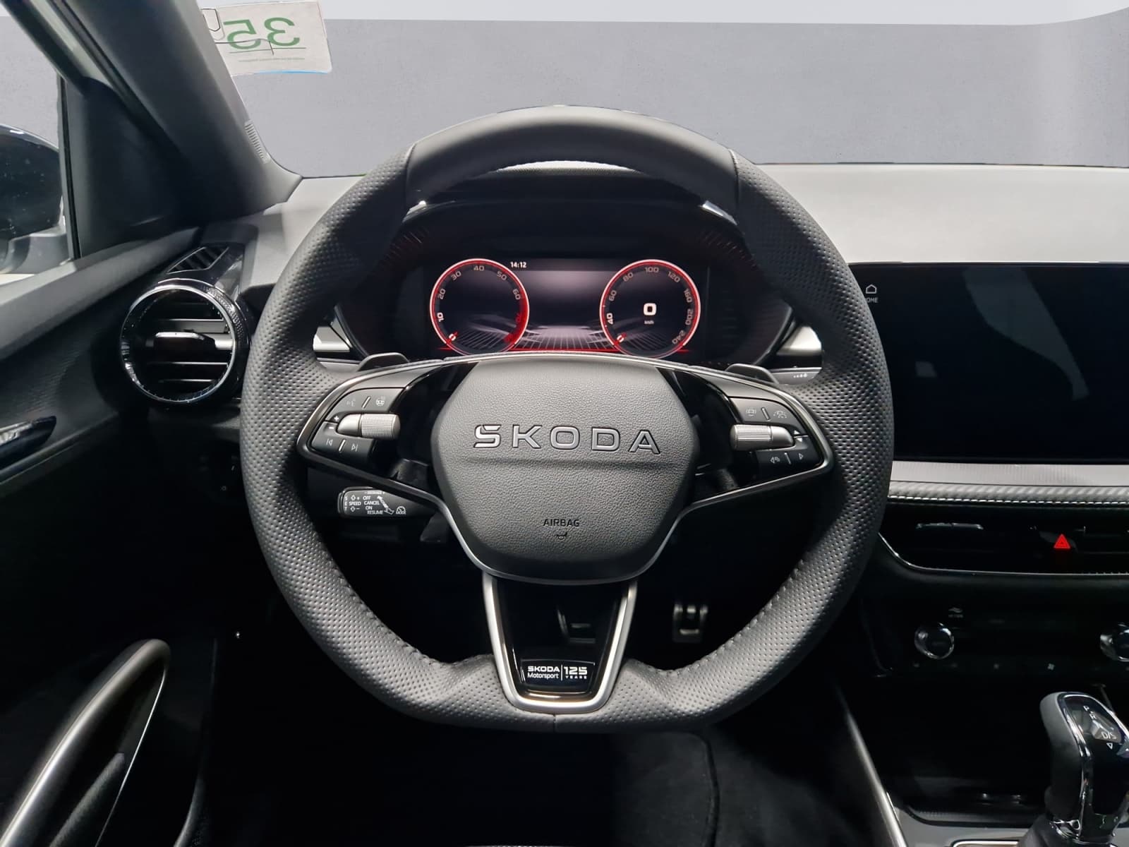 SKODA FABIA - Image 11