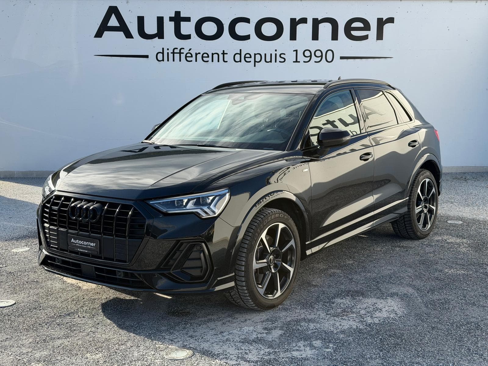 AUDI Q3